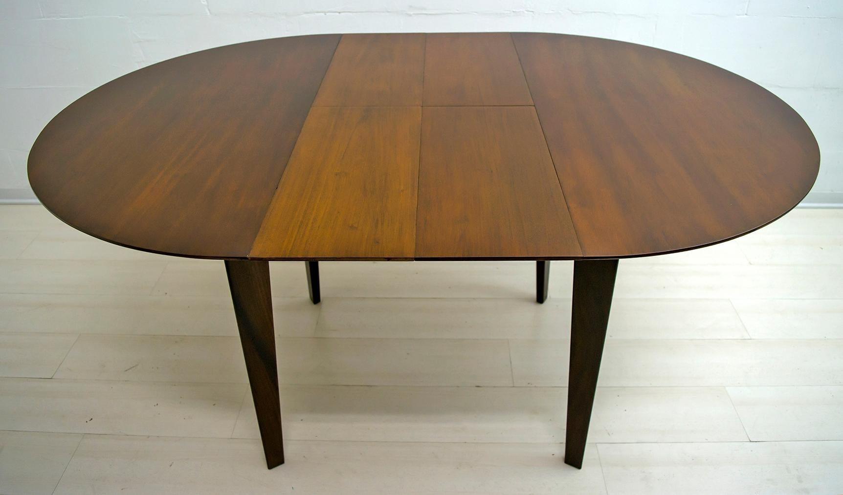 Edmondo Palutari for Dassi Mid-Century Italian Teak Dining Table and Chairs, 50s For Sale 10