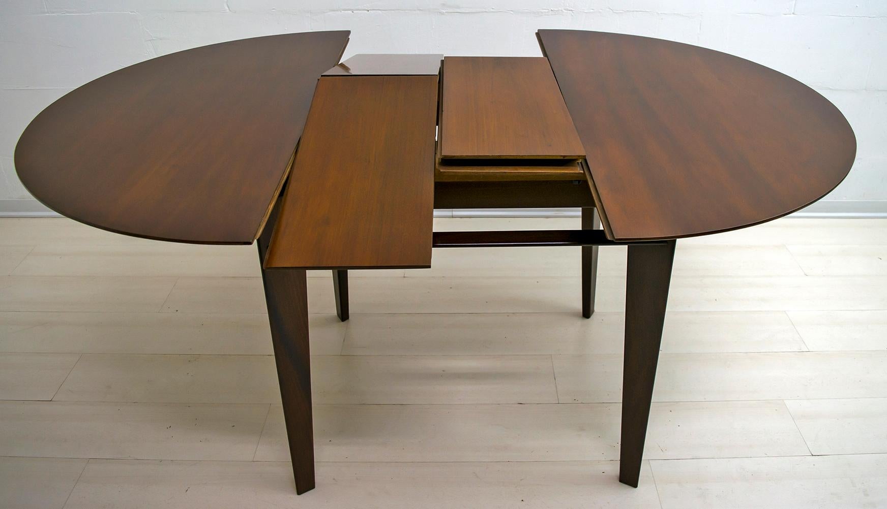 Edmondo Palutari for Dassi Mid-Century Italian Teak Dining Table and Chairs, 50s For Sale 11