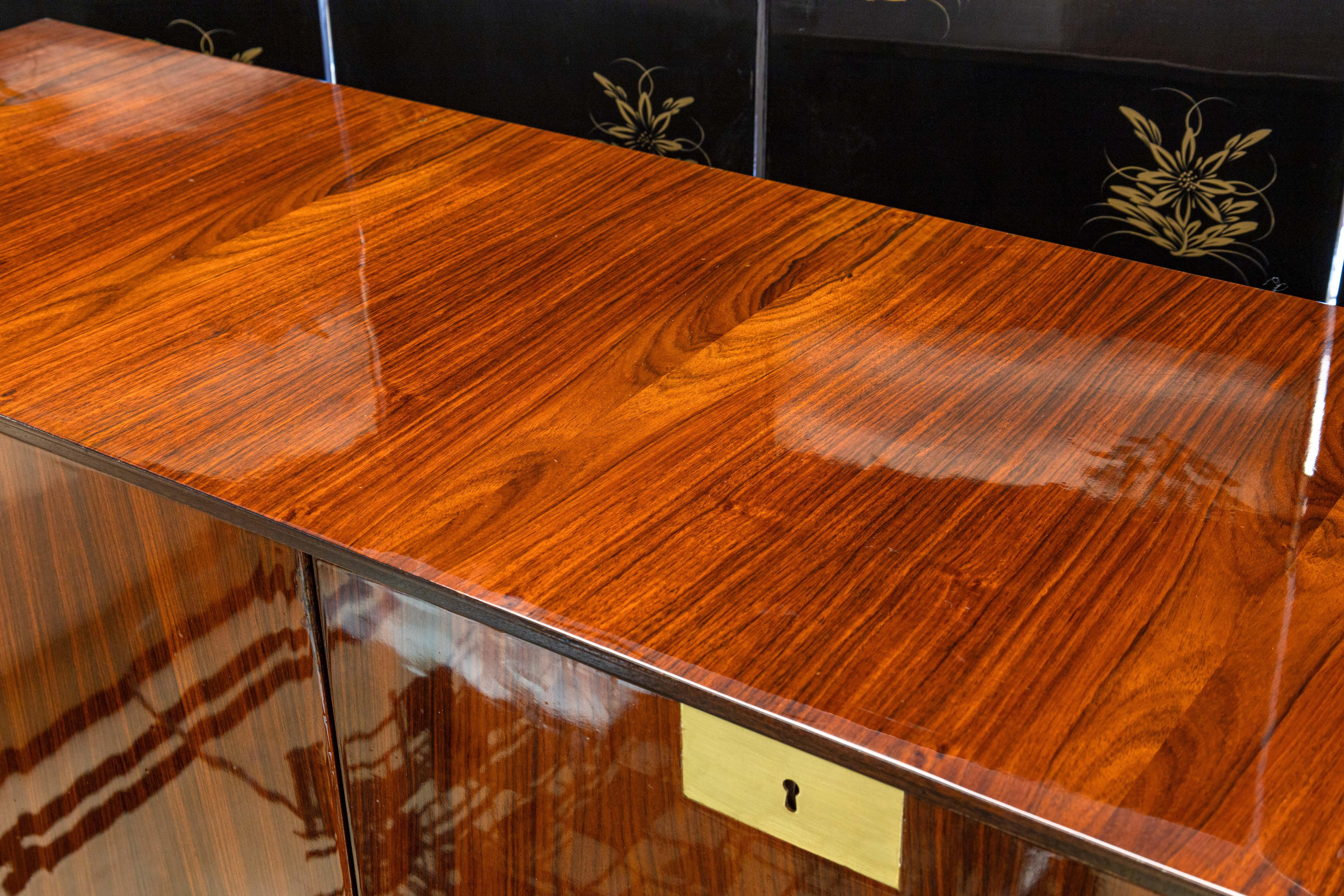 Mid-Century moderno Credenza Edmondo Palutari per Vittorio Dassi 1960 Mid Century Modern Cabinet in vendita