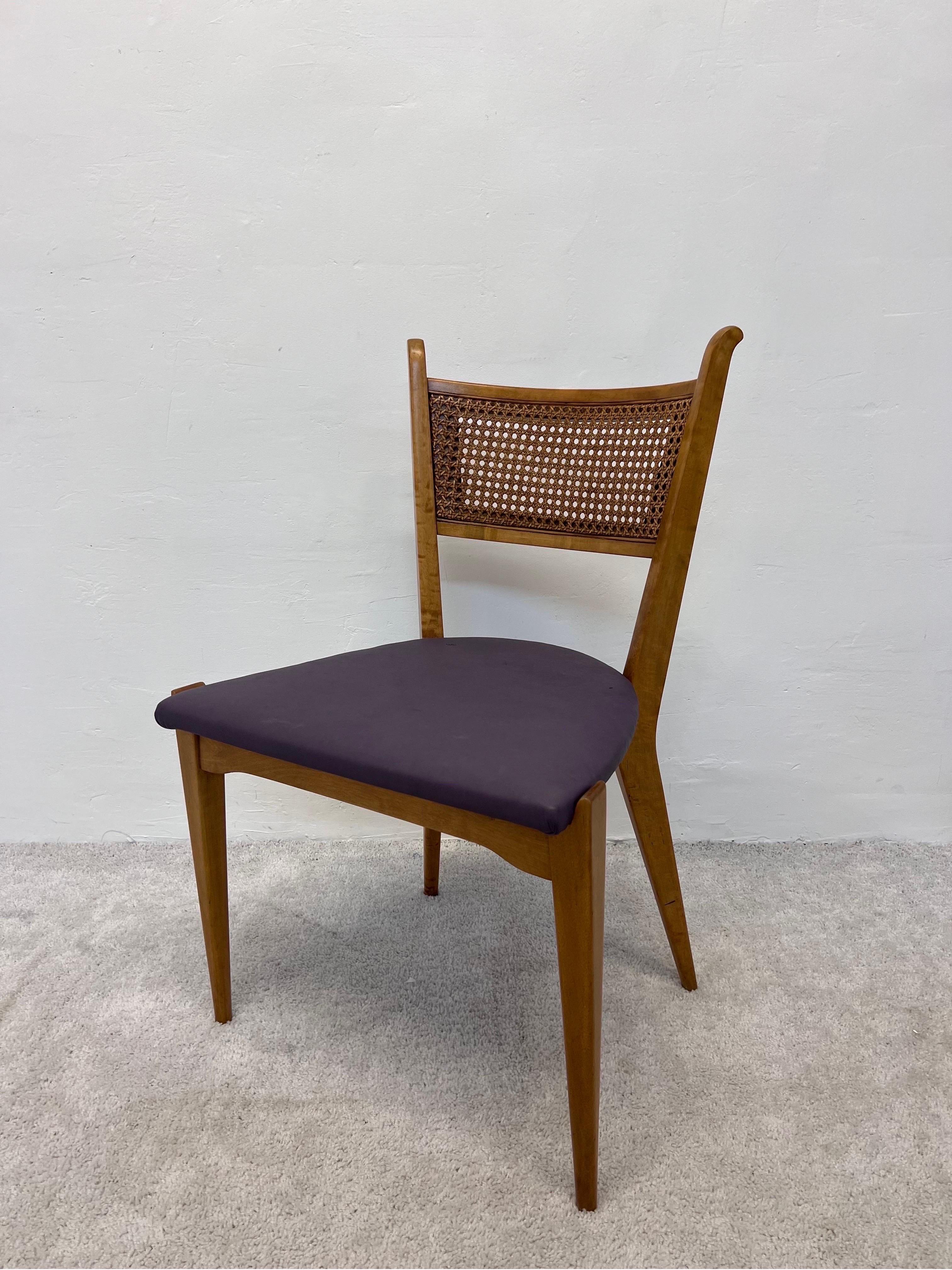 20ième siècle Chaises de salle à manger ou d'appoint en cuir à dossier canné Edmund J Spence en vente