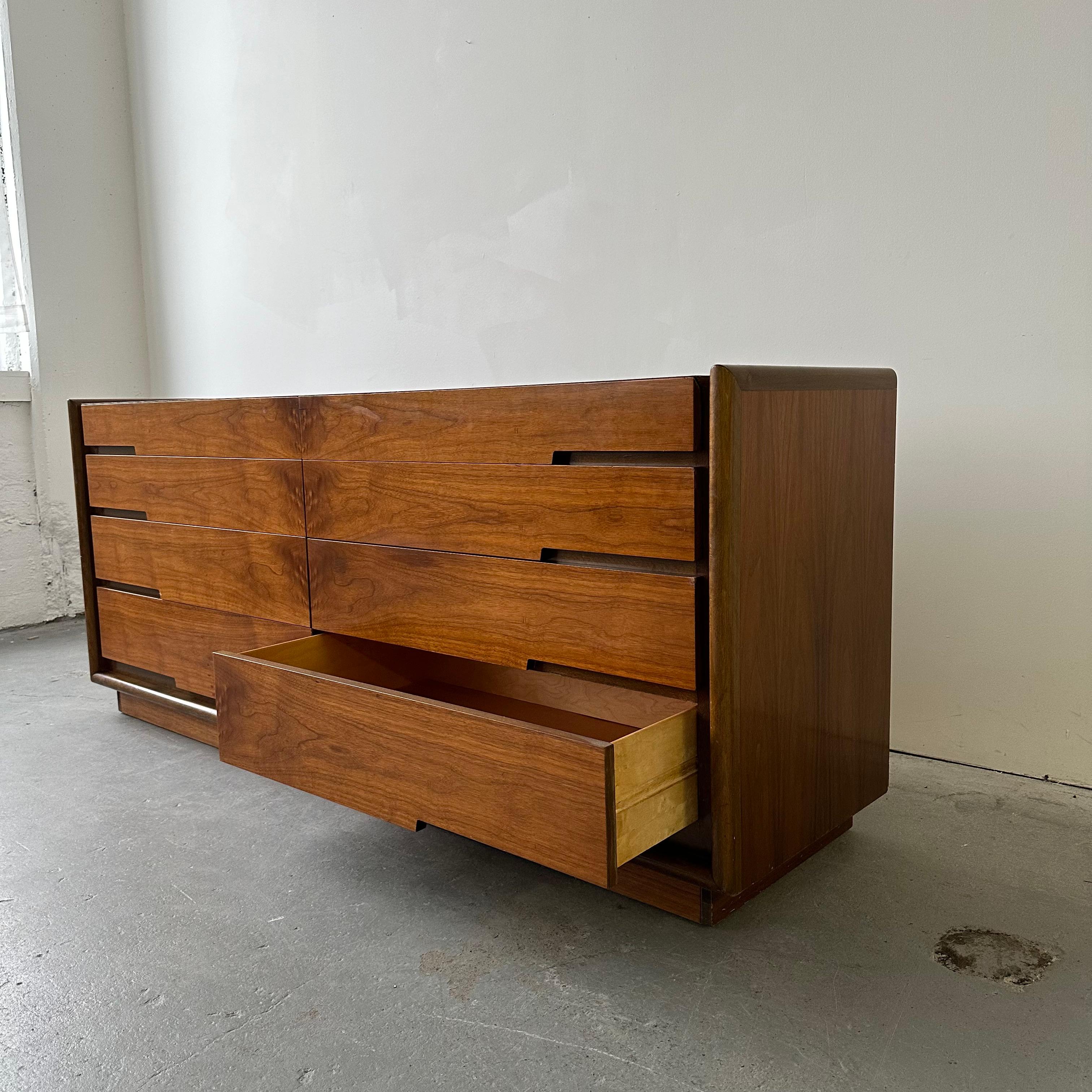 Edmund Spence Lowboy In Good Condition In Chicago, IL