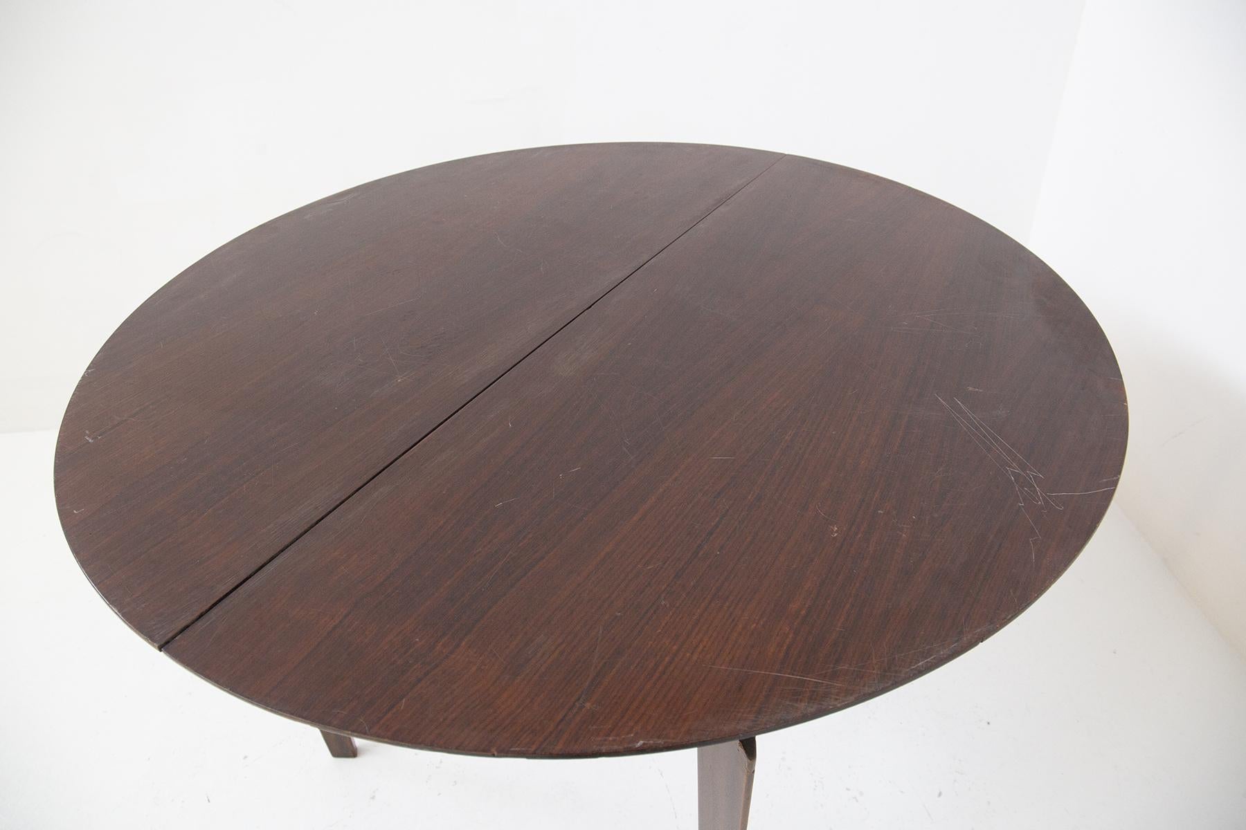Edmundo Palutari Mid-Century Table in Wood In Good Condition For Sale In Milano, IT