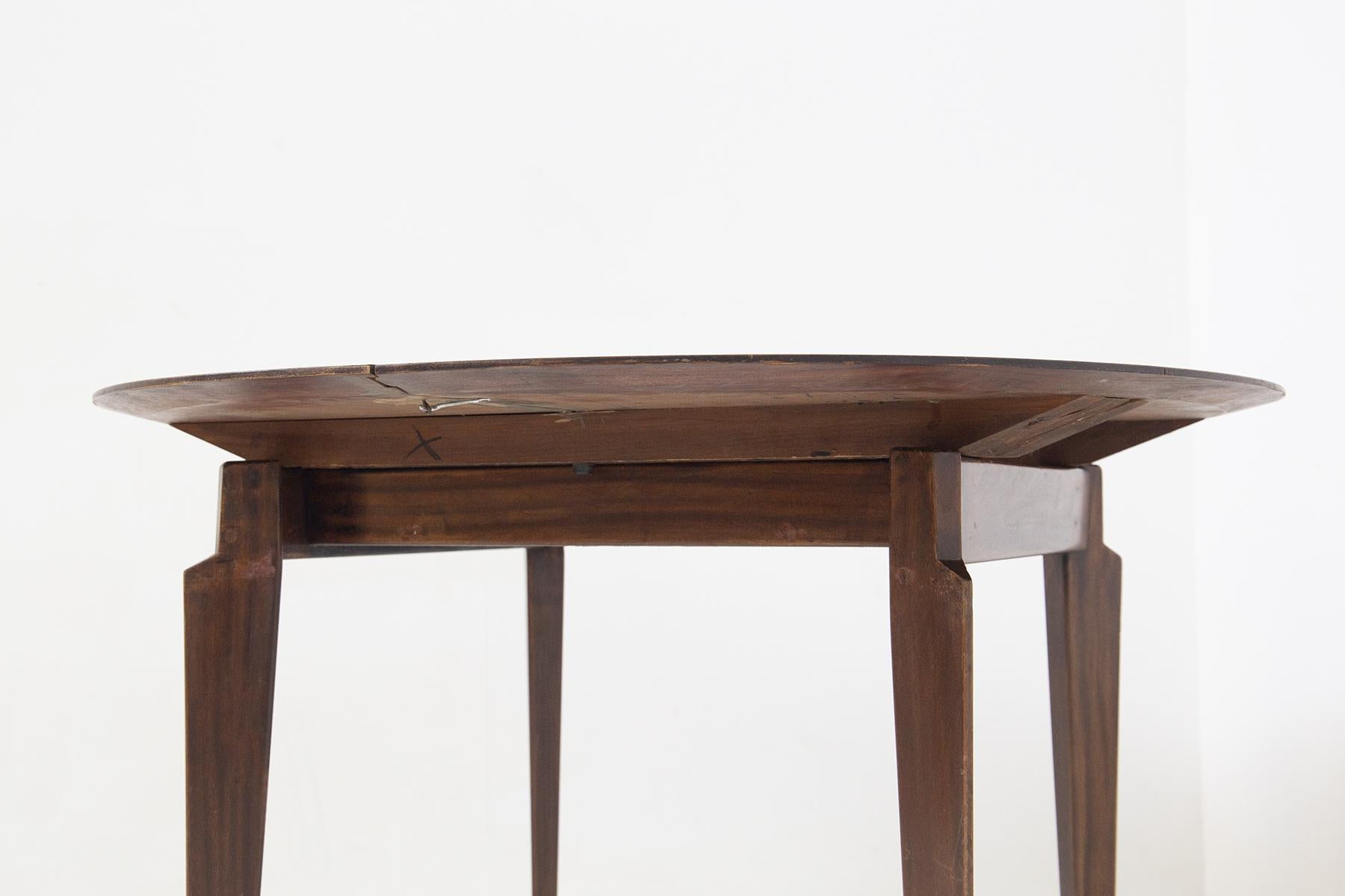 Bois Table mi-siècle Edmundo Palutari en bois en vente