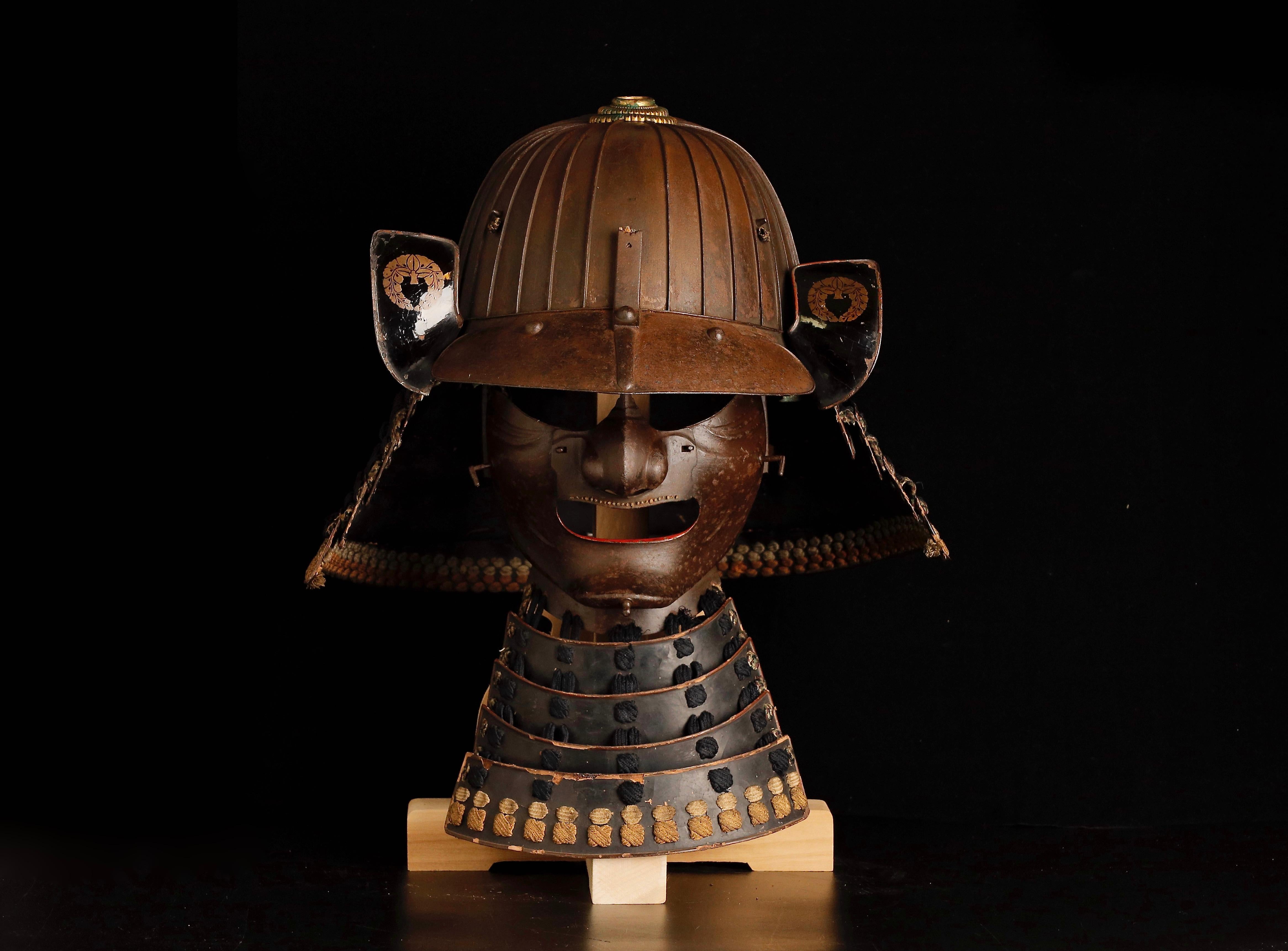 Leather Edo-Era Samurai Helmet and Mask Set, an Authentic Piece of History from the 17th