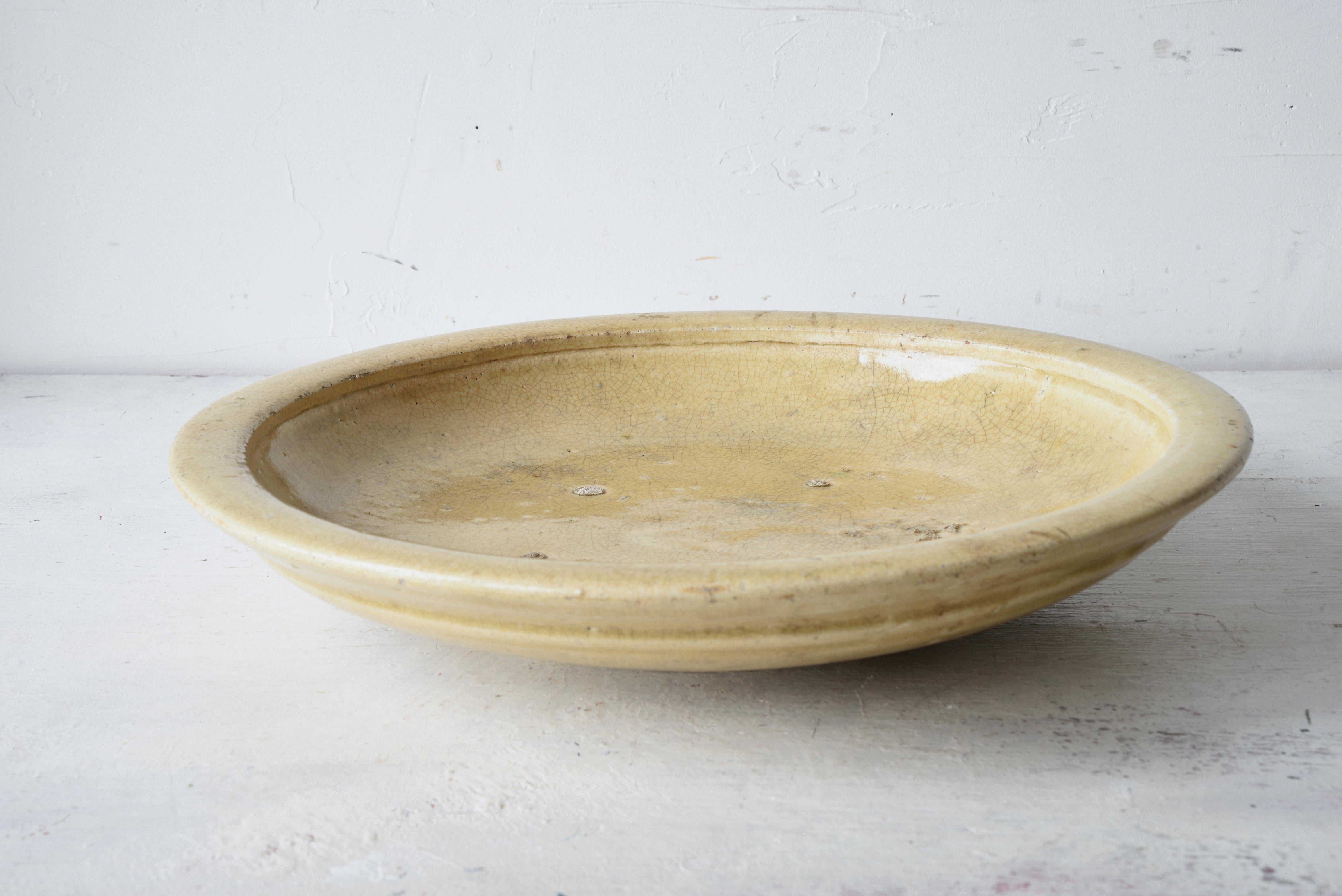Fired Edo-Meiji 19th century Japanese mingei Seto stoneware Ishizara plate For Sale