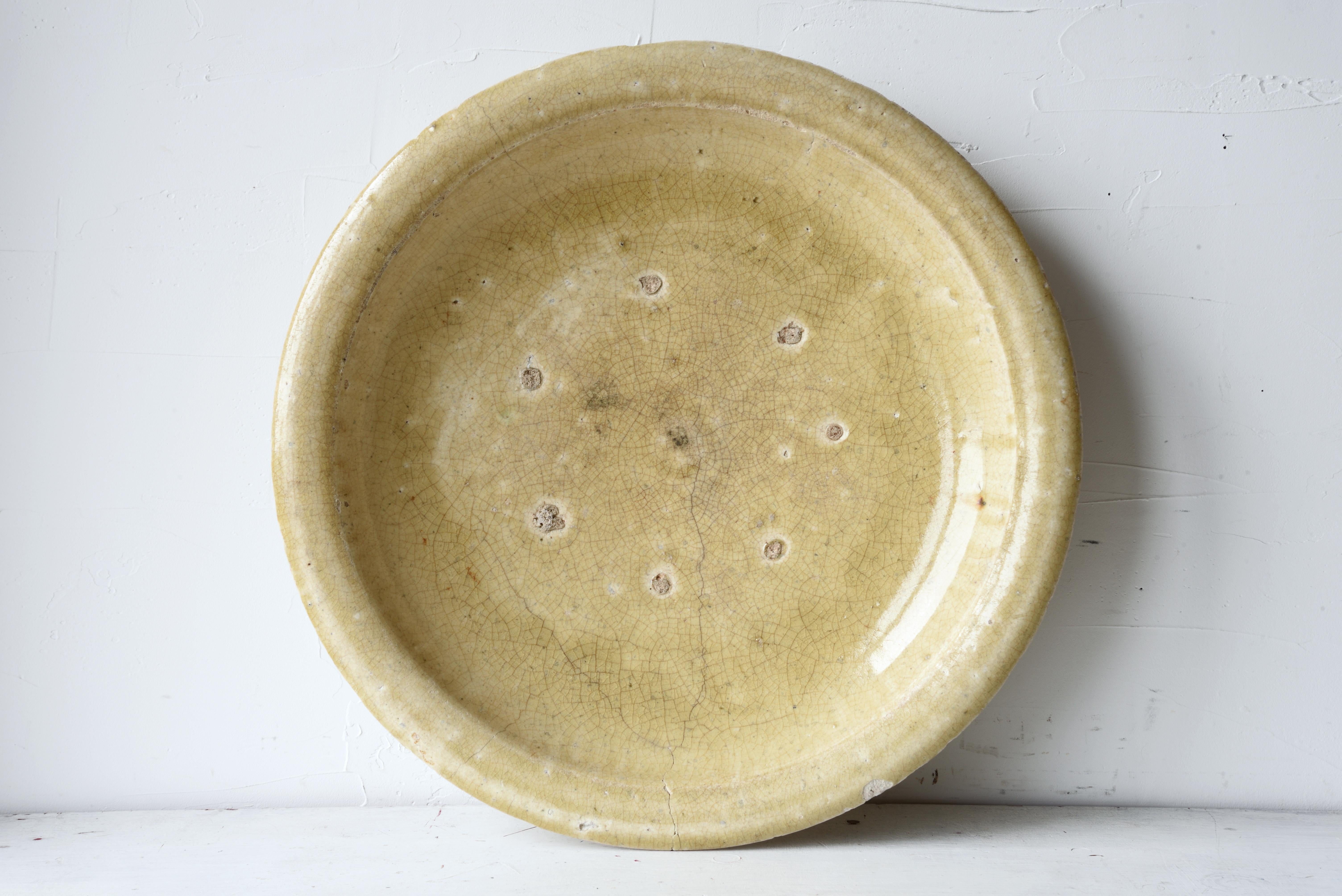 Ceramic Edo-Meiji 19th century Japanese mingei Seto stoneware large Ishizara plate For Sale