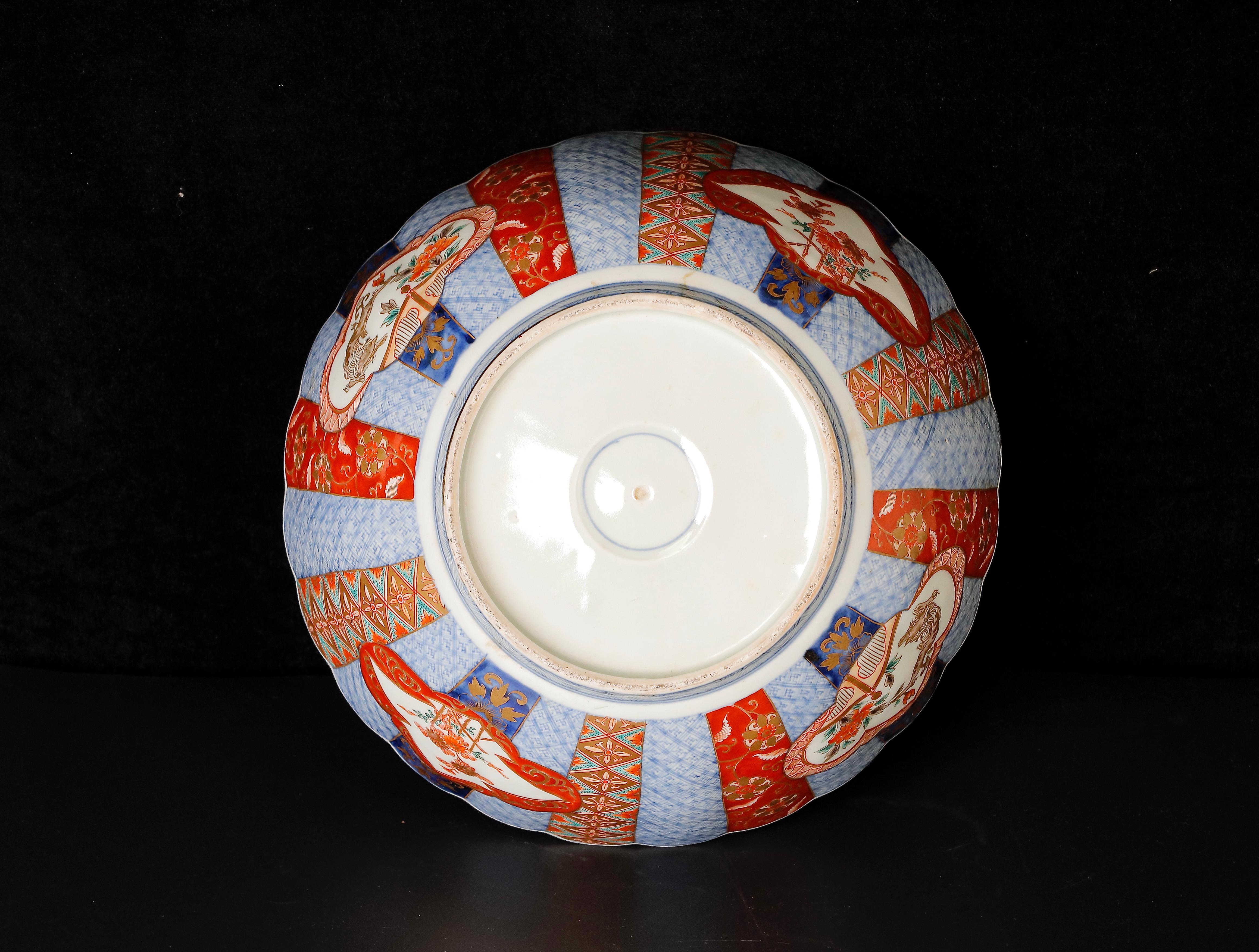 Edo P. Imari Hand Painted Ribbed Porcelain Bowl For Sale at 1stDibs