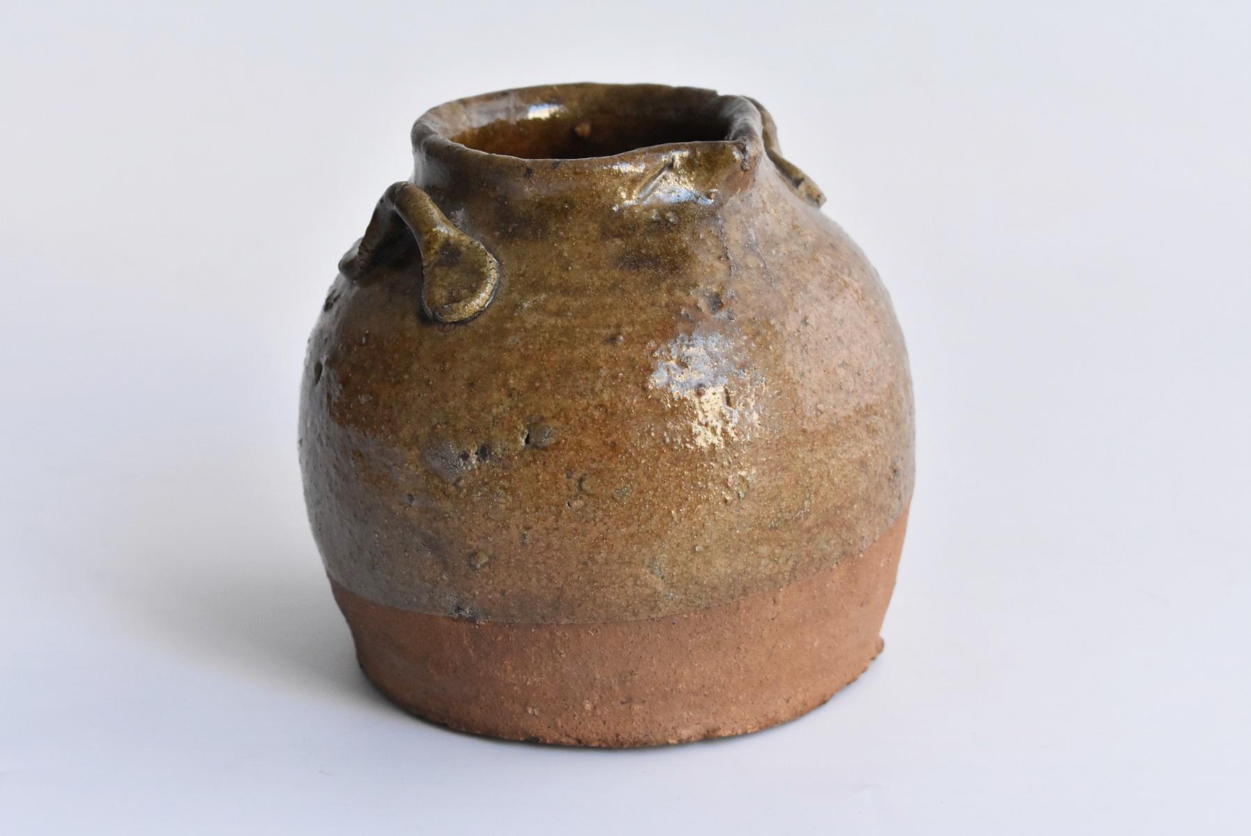 Edo period (1600-1800) Japanese old small jar 