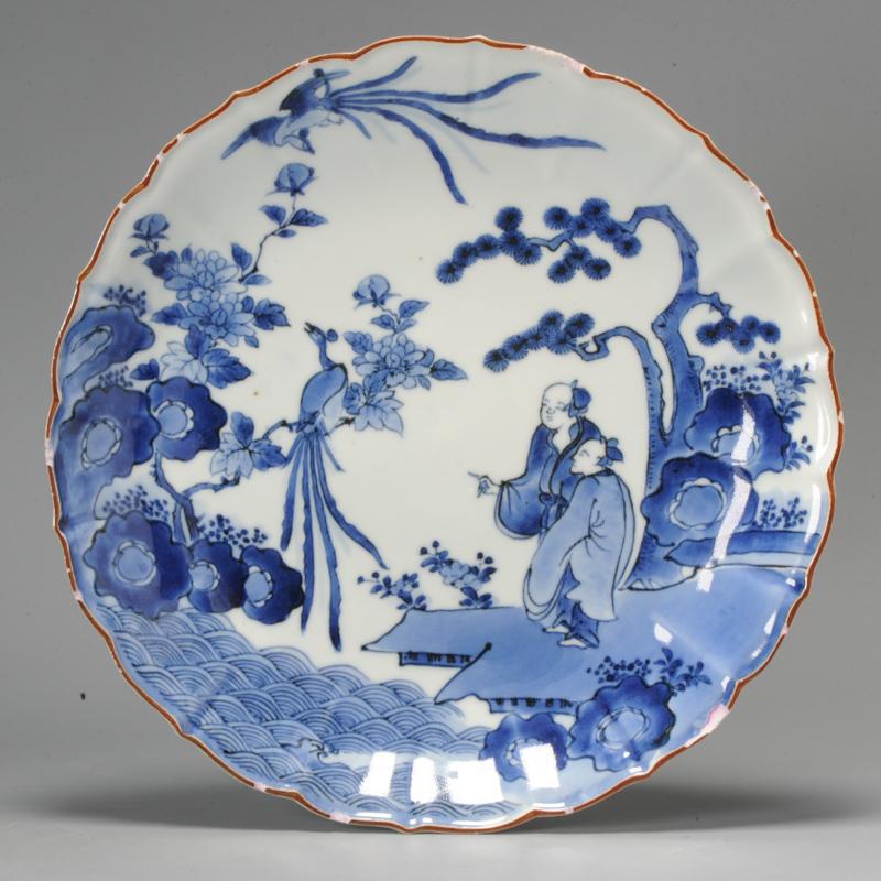 18th Century and Earlier Edo Period 1680-1690 Japanese Porcelain Dish Kakiemon Figures Bird Animal Flo For Sale