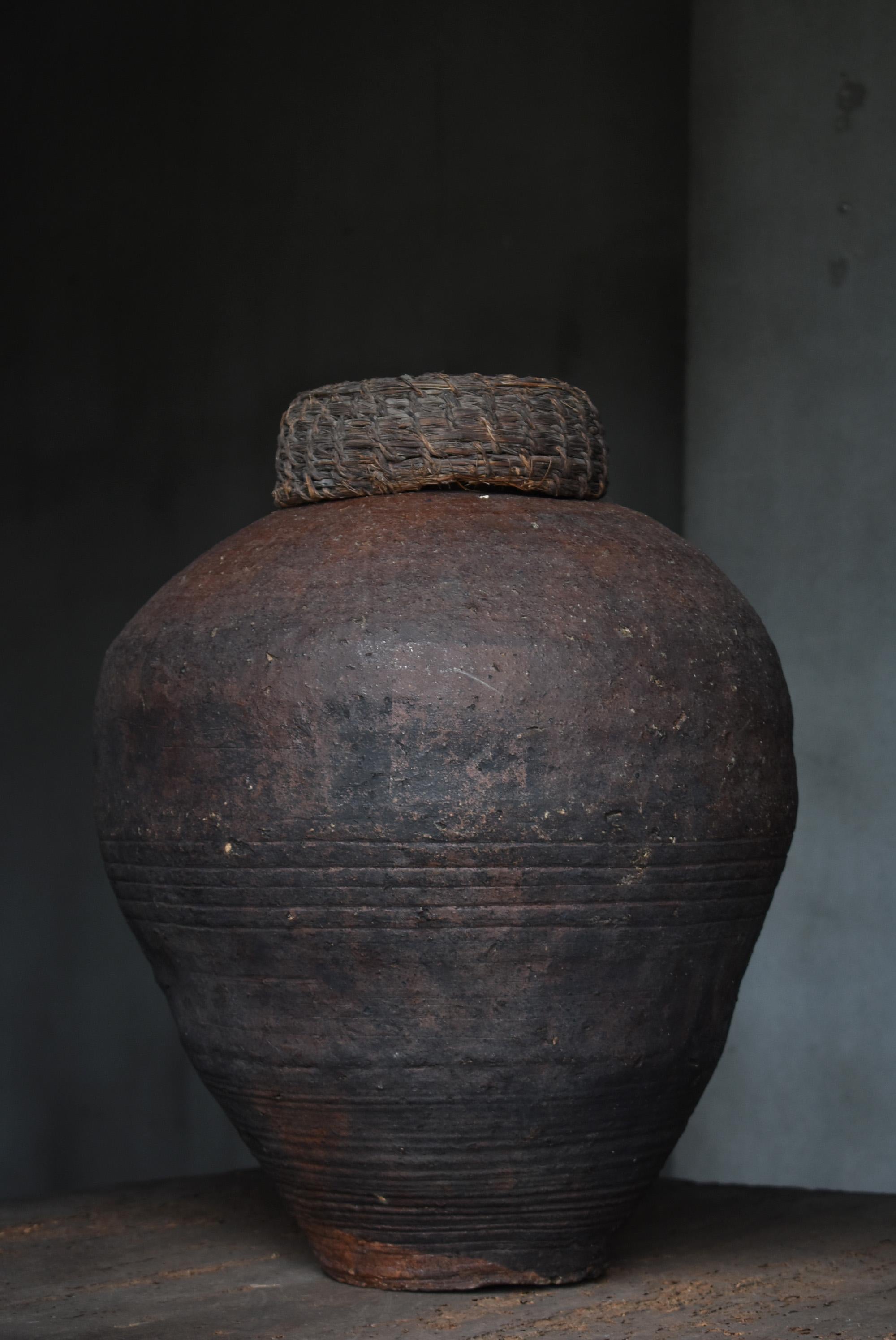 19th Century Edo Period 1700-1860 Japanese Tsubo Shigaraki Pottery Vase Pot Jar Ceramic