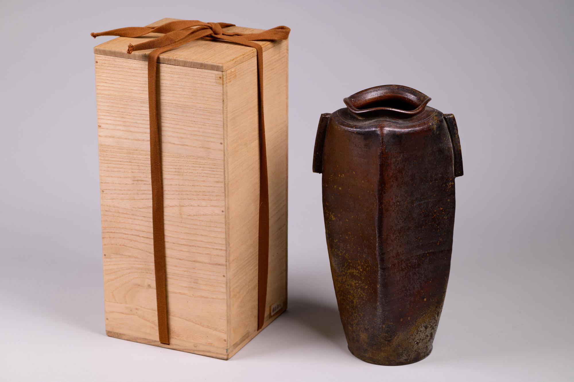 Bizen-Vase aus der Edo-Periode im Angebot 1