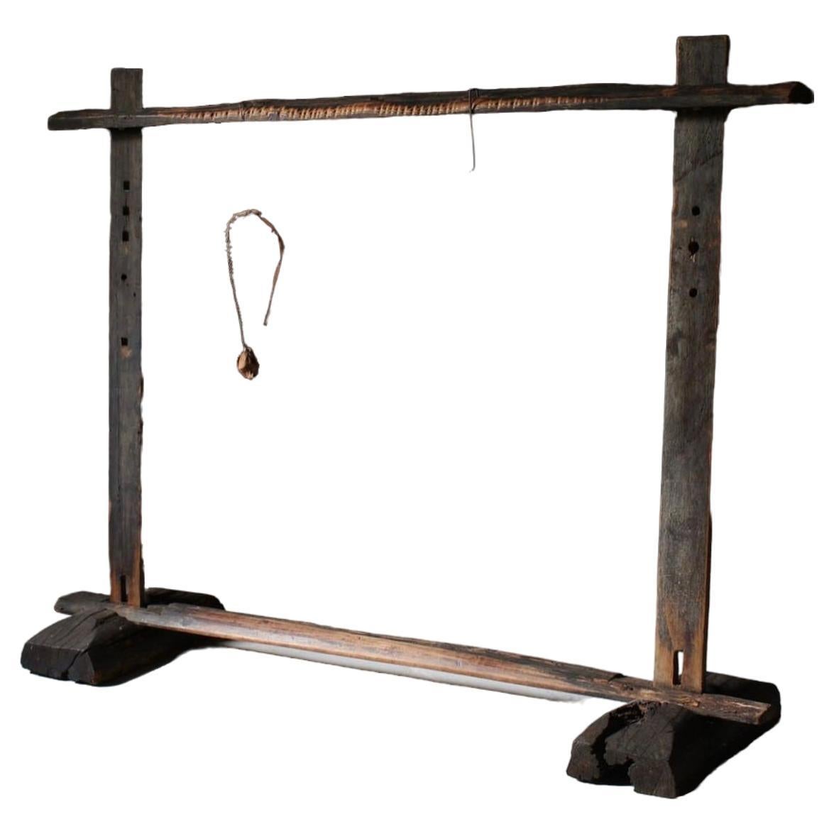 Edo period coat rack stand, easy to assemble For Sale