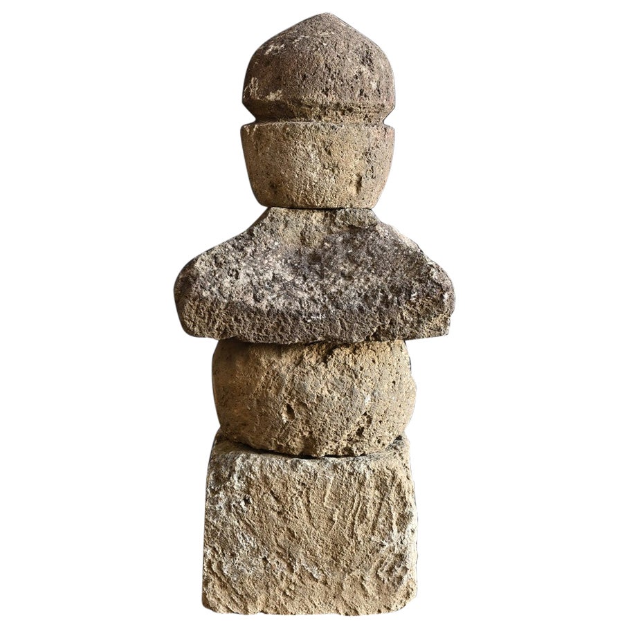 Edo period Japanese antique stone four-tiered tower/1600-1800/Edo/Stone lantern