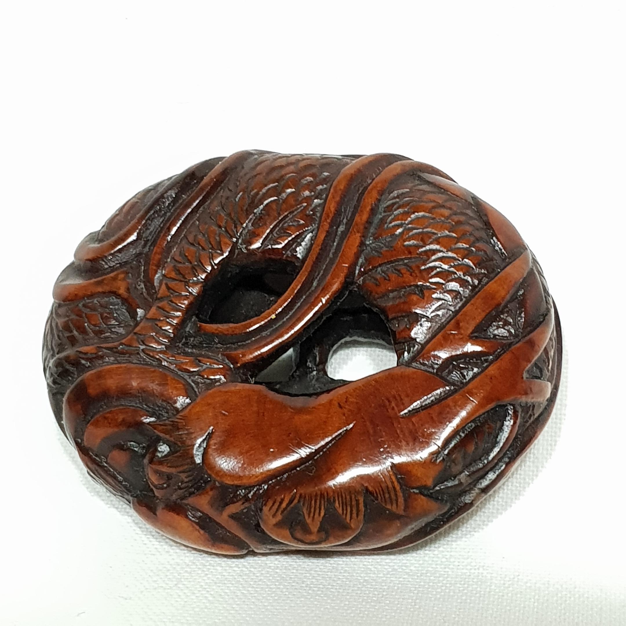 Edo Period Japanese Coiled Dragon Netsuke, 1820s In Good Condition In Niella Tanaro, IT