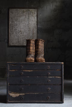 Cómoda japonesa del periodo Edo, de la década de 1789 / Cómoda baja Tansu, mesita de noche, estilo wabi-sabi