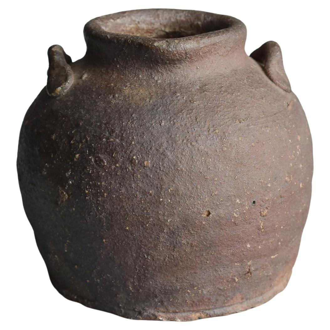 Edo Period Japanese Old Small Jar "Ohaguro Tsubo" / Echizen Ware/Small Vase
