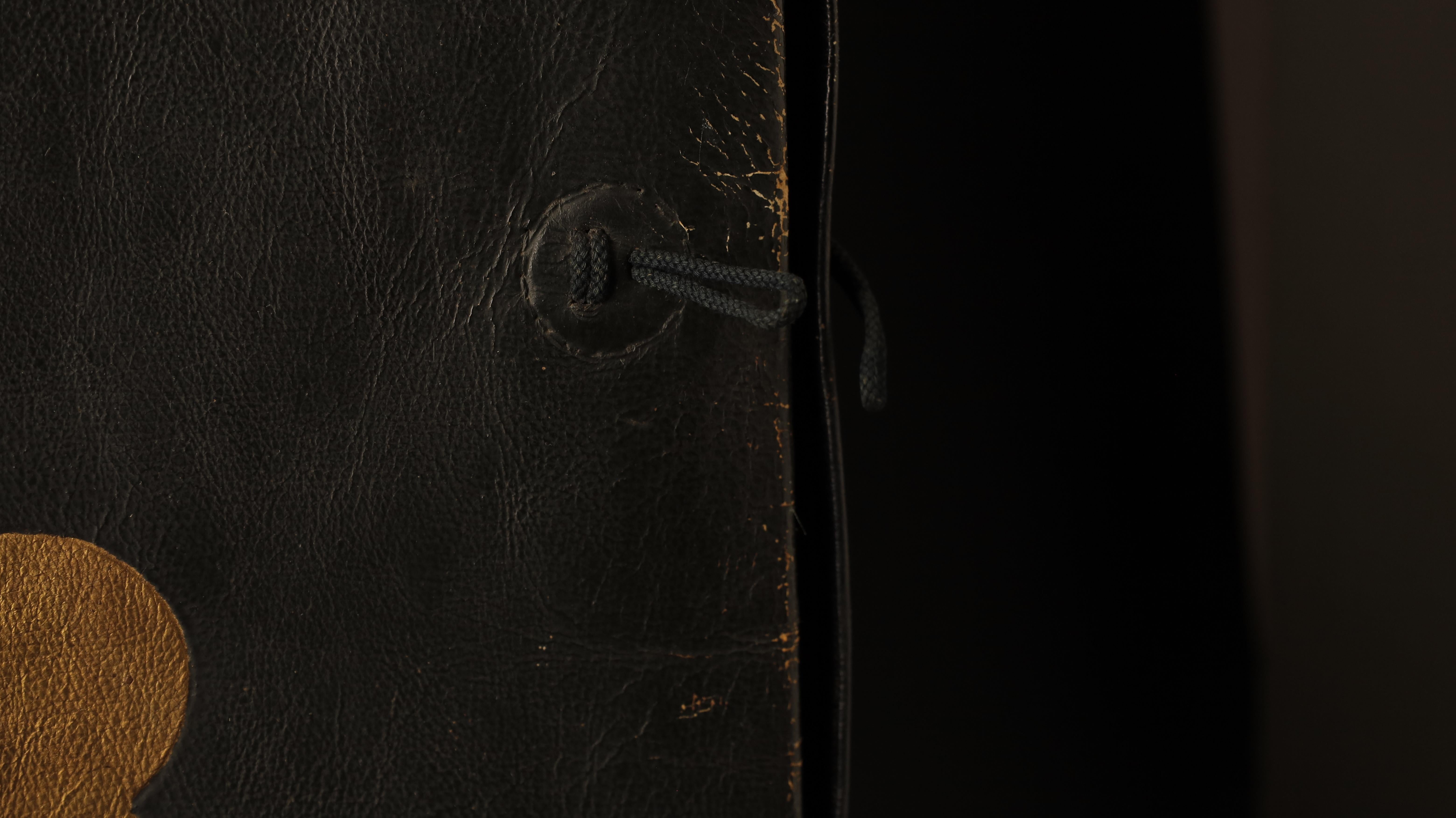 Edo Period Samurai Armor Storage Box with Leather Cover For Sale 2