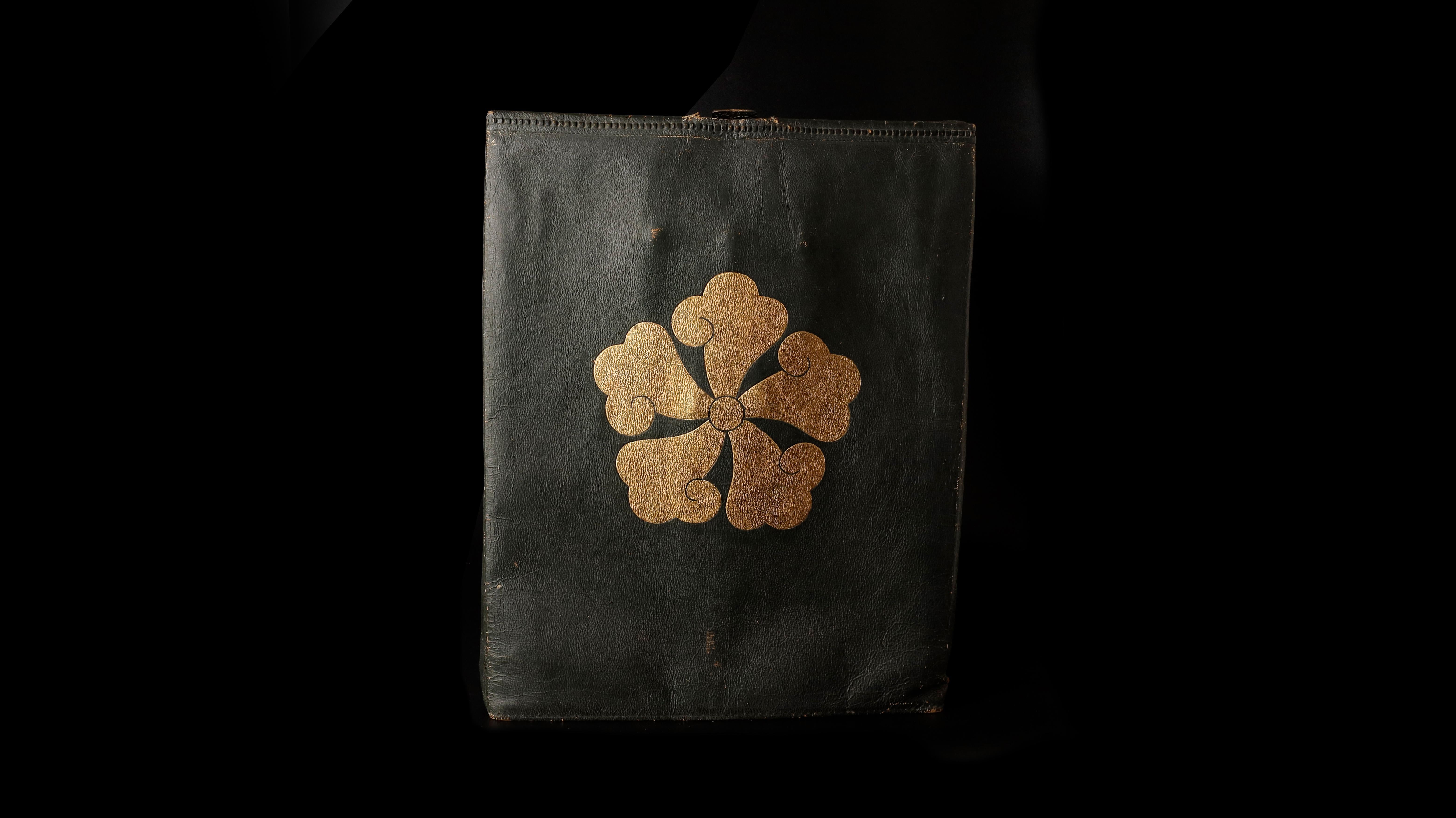 Edo Period Samurai Armor Storage Box with Leather Cover For Sale