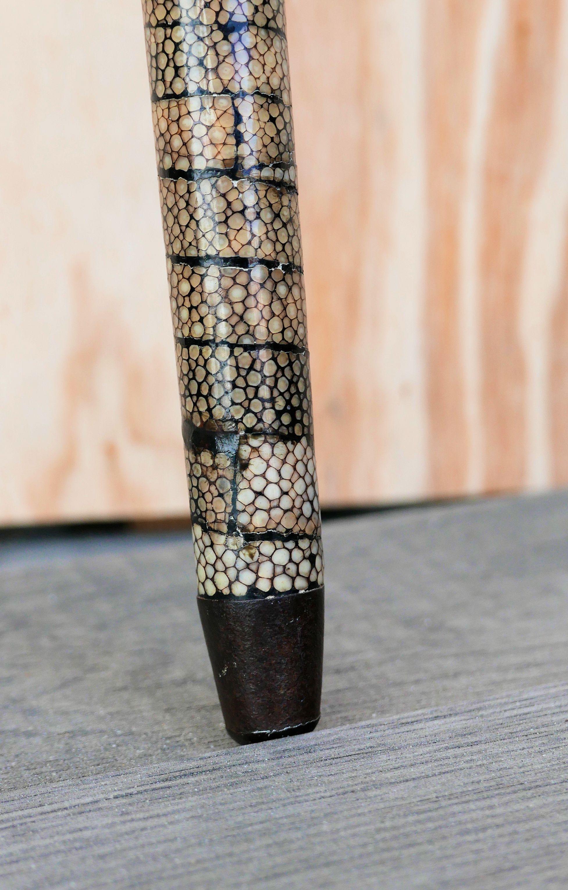 Japanese Meiji Period Shagreen Clad Cane with Minamoto Clan Crest For Sale