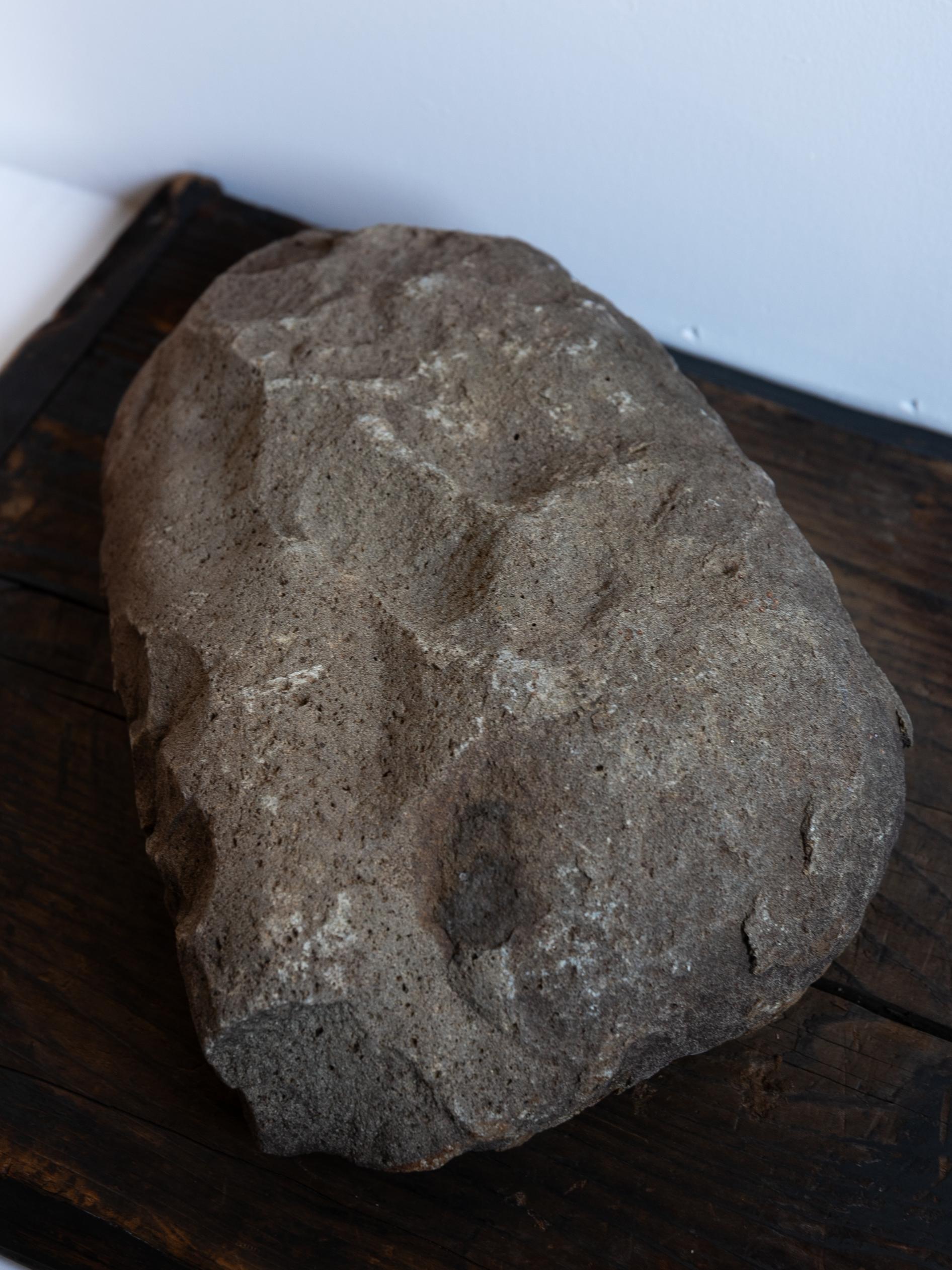 Buda de piedra del periodo Edo/1600/Estatua de Buda japonesa antigua/Ornamento de jardín en venta 4