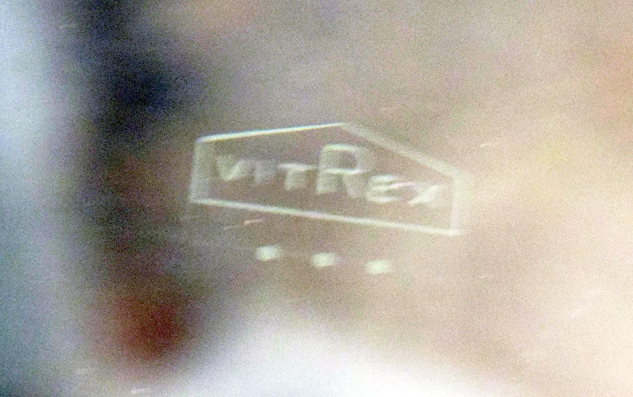 Table basse asymétrique Edoardo Poli pour Vitrex, 196 en vente 5