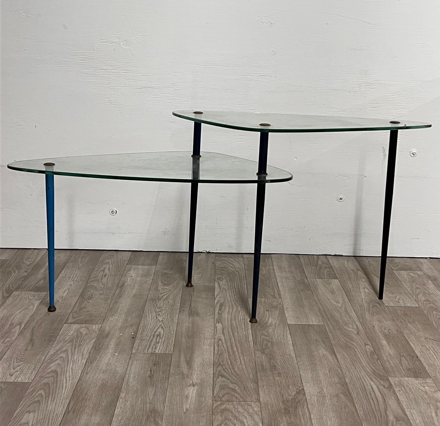 Table basse ou d'appoint modèle 