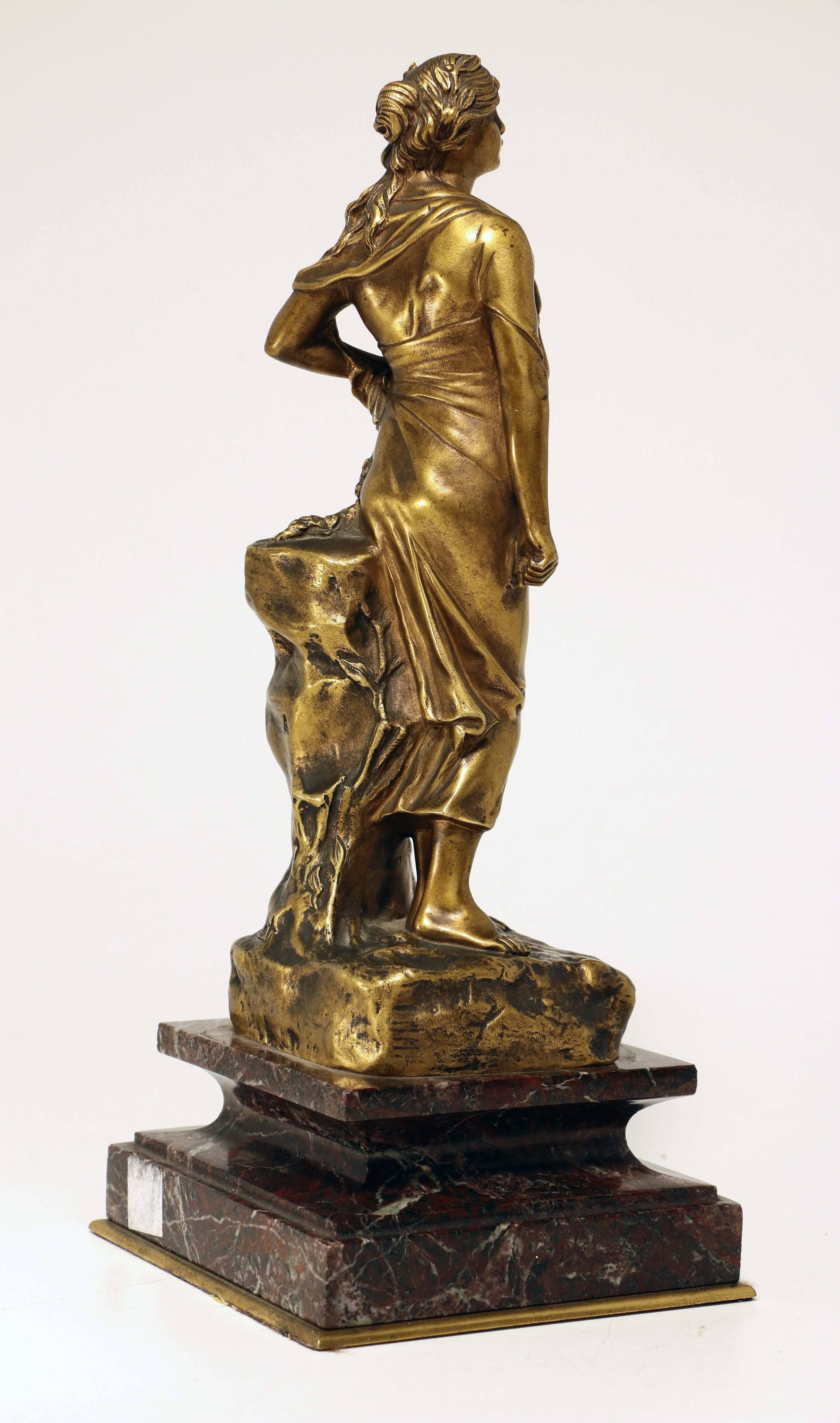 Vergoldete Bronzestudie einer jungen Frau von Edouard Drouot (Belle Époque) im Angebot