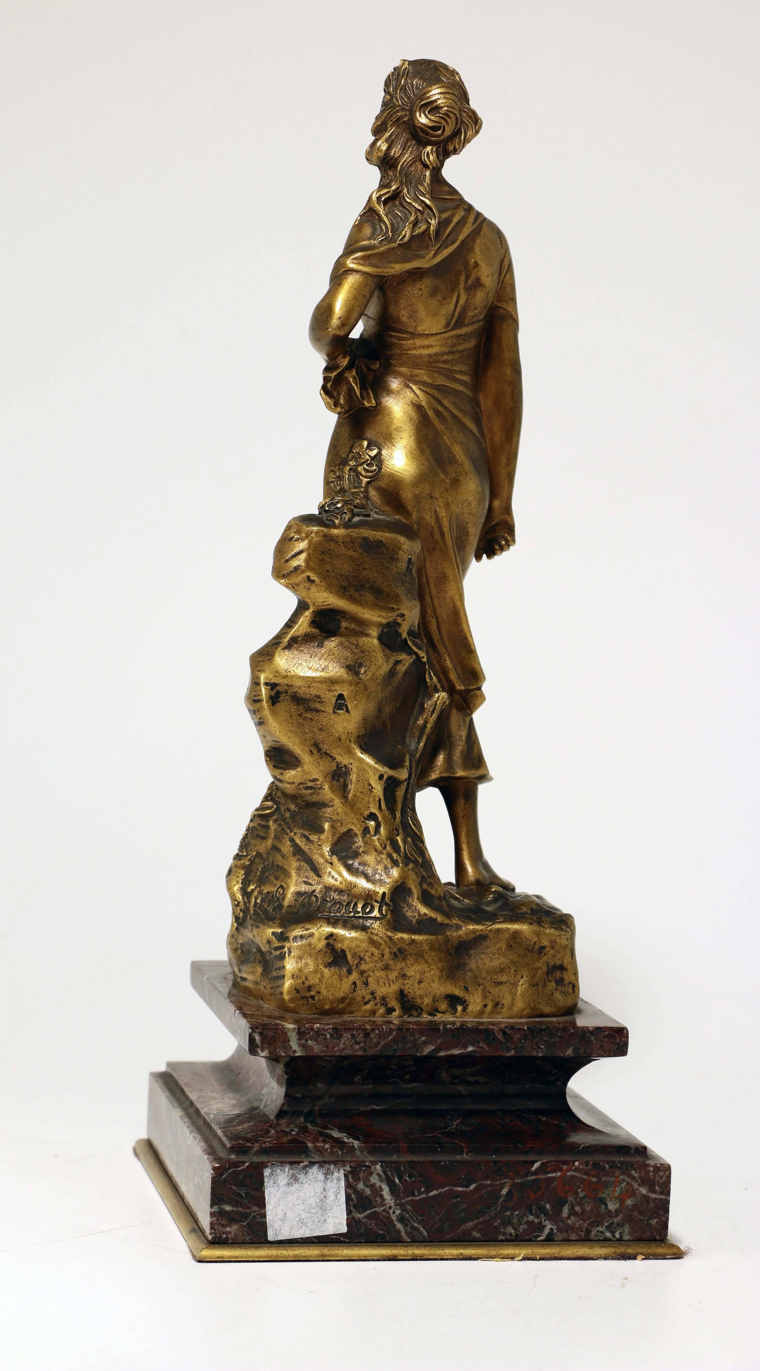 Vergoldete Bronzestudie einer jungen Frau von Edouard Drouot (Französisch) im Angebot