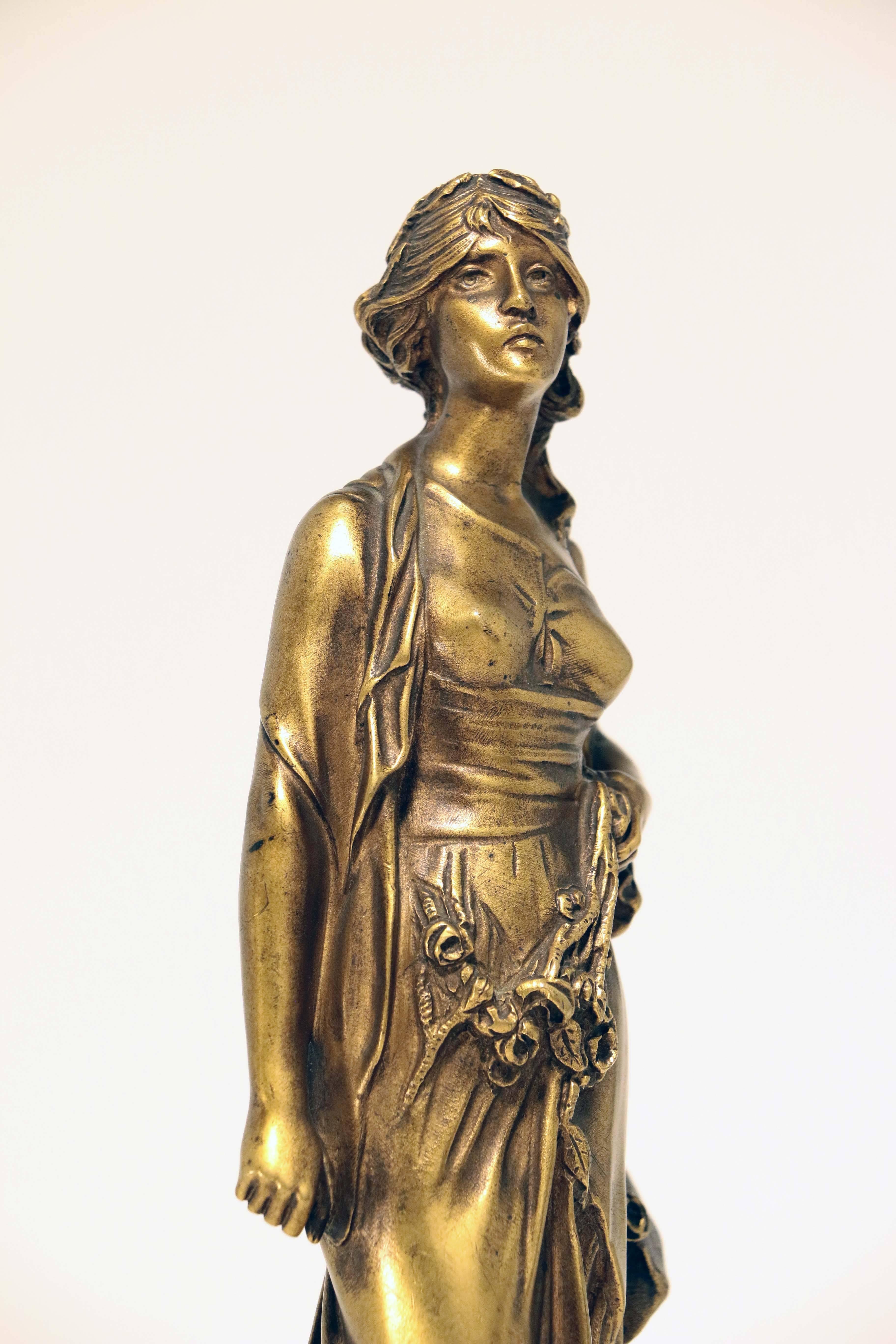 Vergoldete Bronzestudie einer jungen Frau von Edouard Drouot im Angebot 1