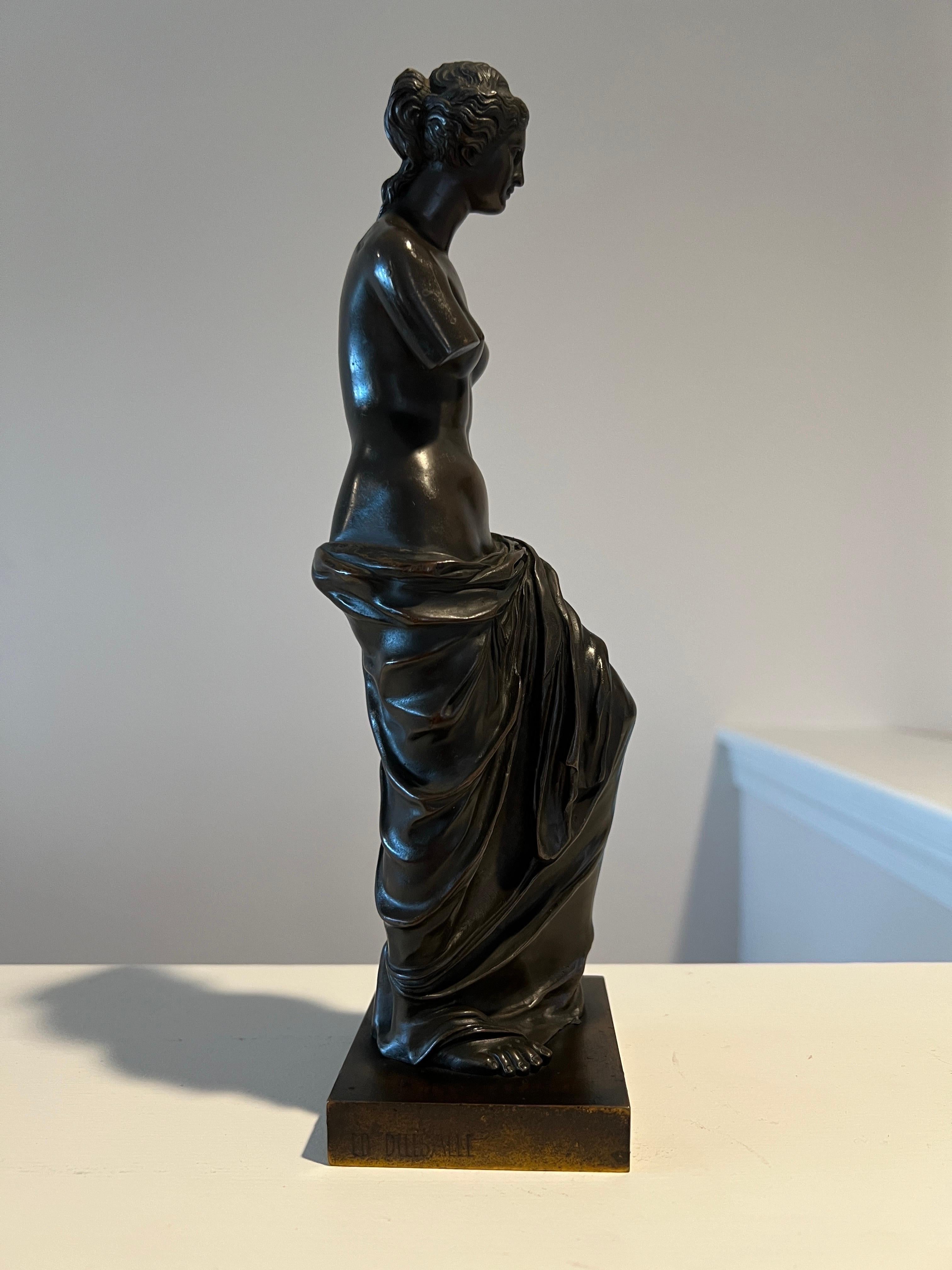 Edouard Henri Delesalle (French, 1823-1851), circa 1840.

A good quality Grand Tour model of Venus de Milo cast in bronze. 

