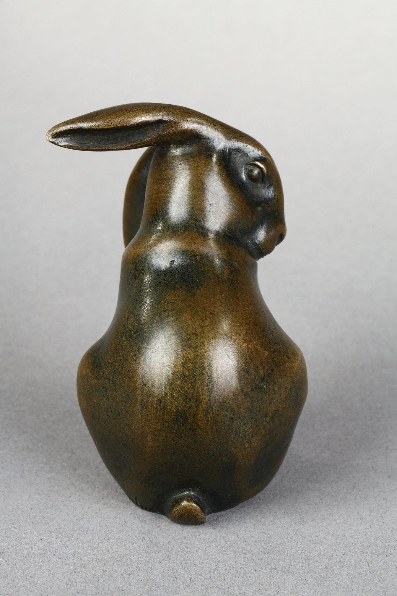 Rabbit seated
by Edouard-Marcel SANDOZ (1881-1971)

Bronze with a nuanced greenish brown patina
signed on the lower part 