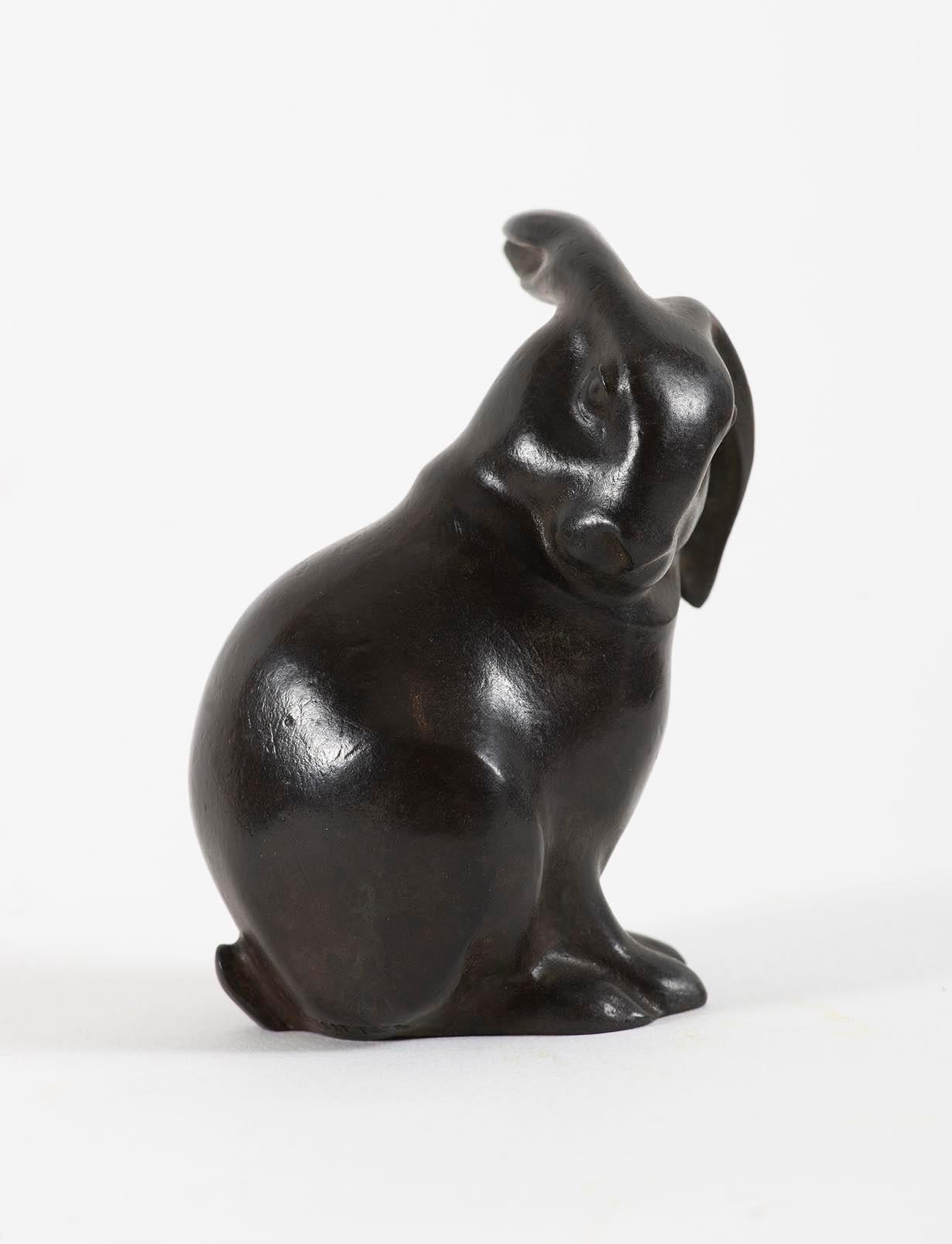 Lapin assis, tête tournée, Sandoz, 1910's, bronze, animal, rabbits, rare proof - Sculpture by Edouard-Marcel Sandoz
