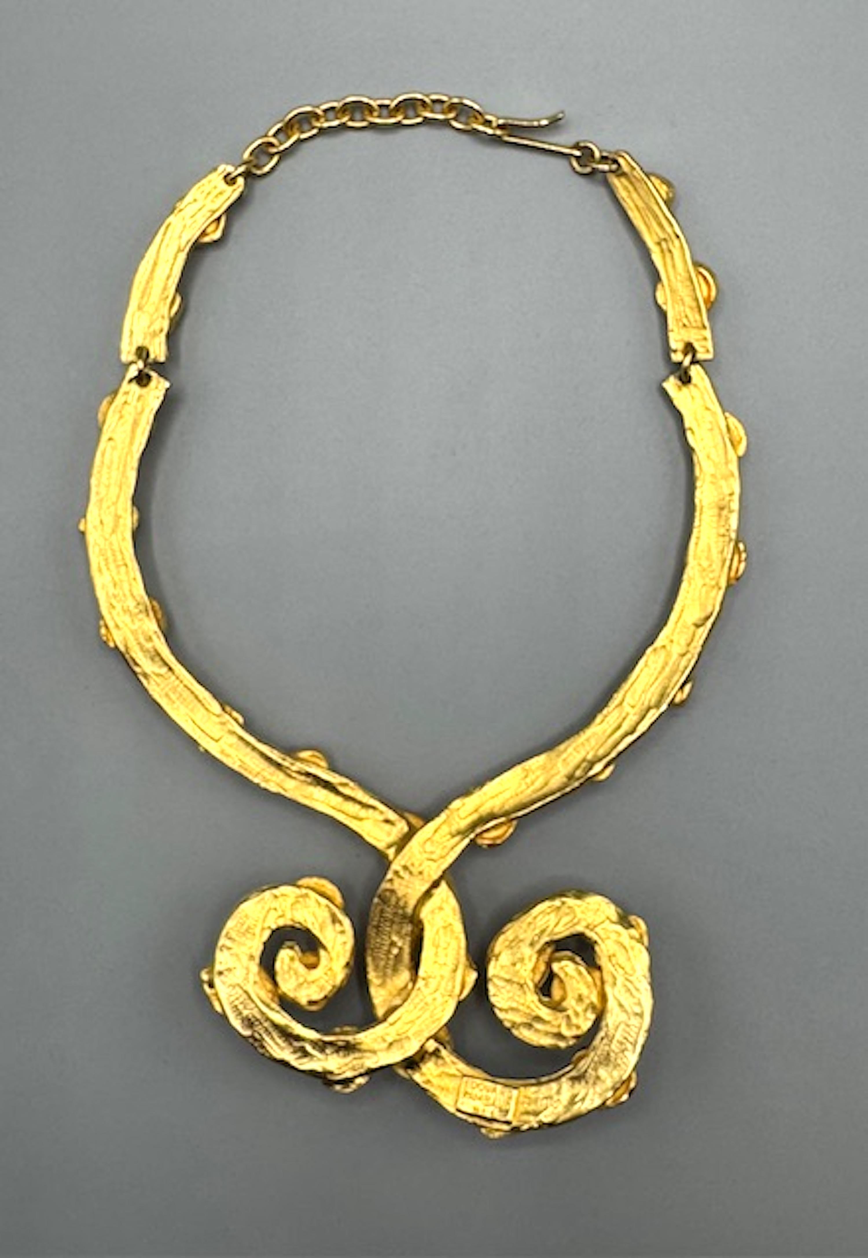 Halskette im Torque-Stil von Edouard Rambaud, Gold & Pastell, Strass, 1980er Jahre im Angebot 4