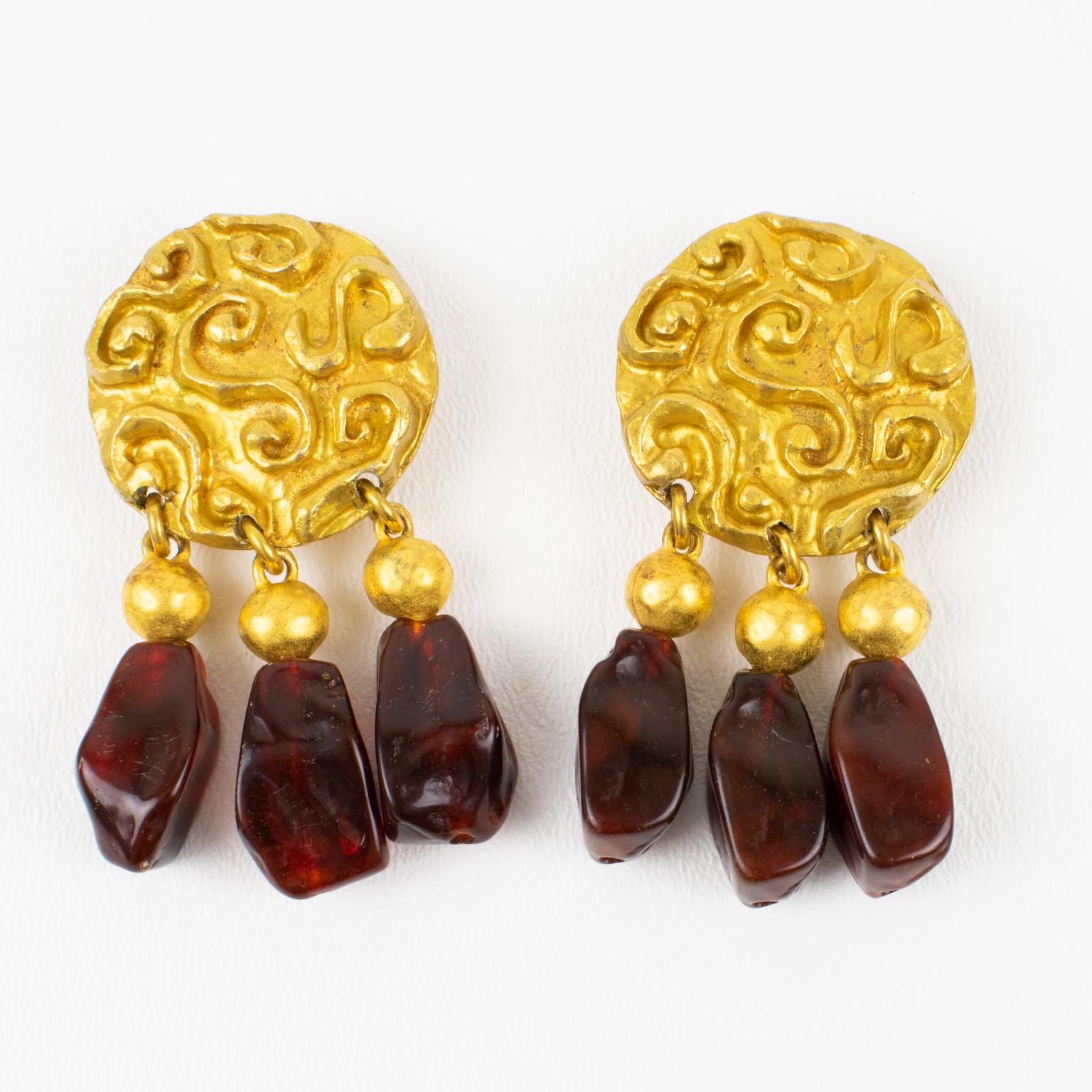 Byzantin Edouard Rambaud Boucles d'oreilles à clips avec gouttes en résine ambrée