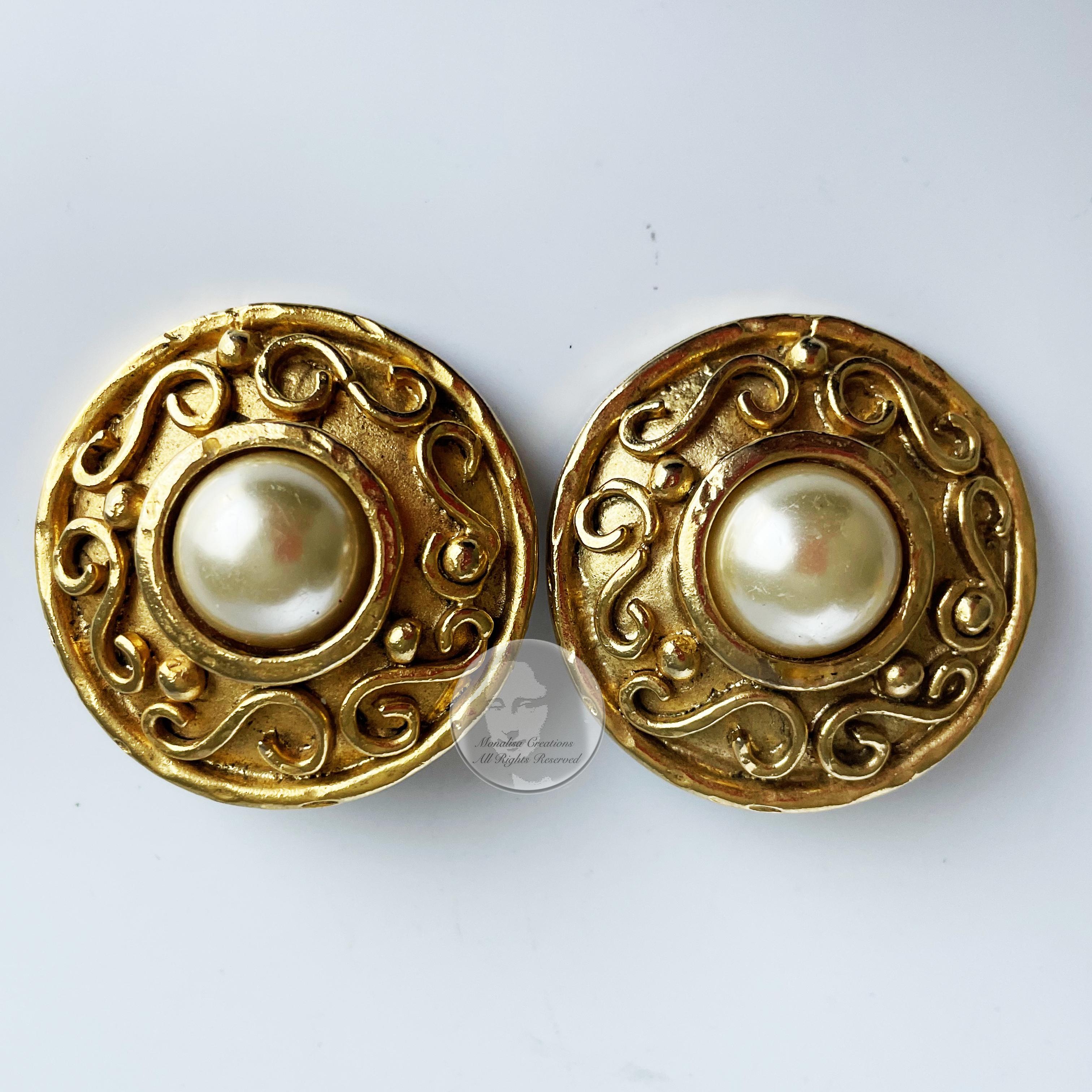 Edouard Rambaud Paris Earrings XL Round Etruscan Gold Metal Faux Pearl Vintage In Good Condition In Port Saint Lucie, FL