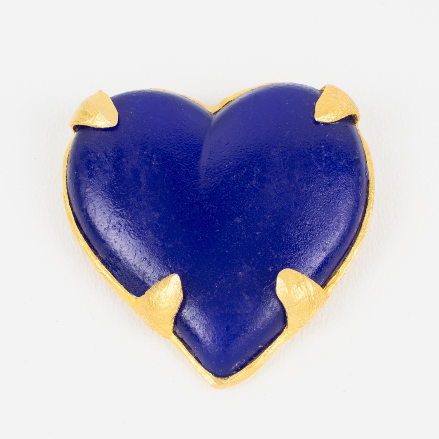 Modernist Edouard Rambaud Paris Gilt Metal and Cobalt Blue Resin Heart Pin Brooch For Sale