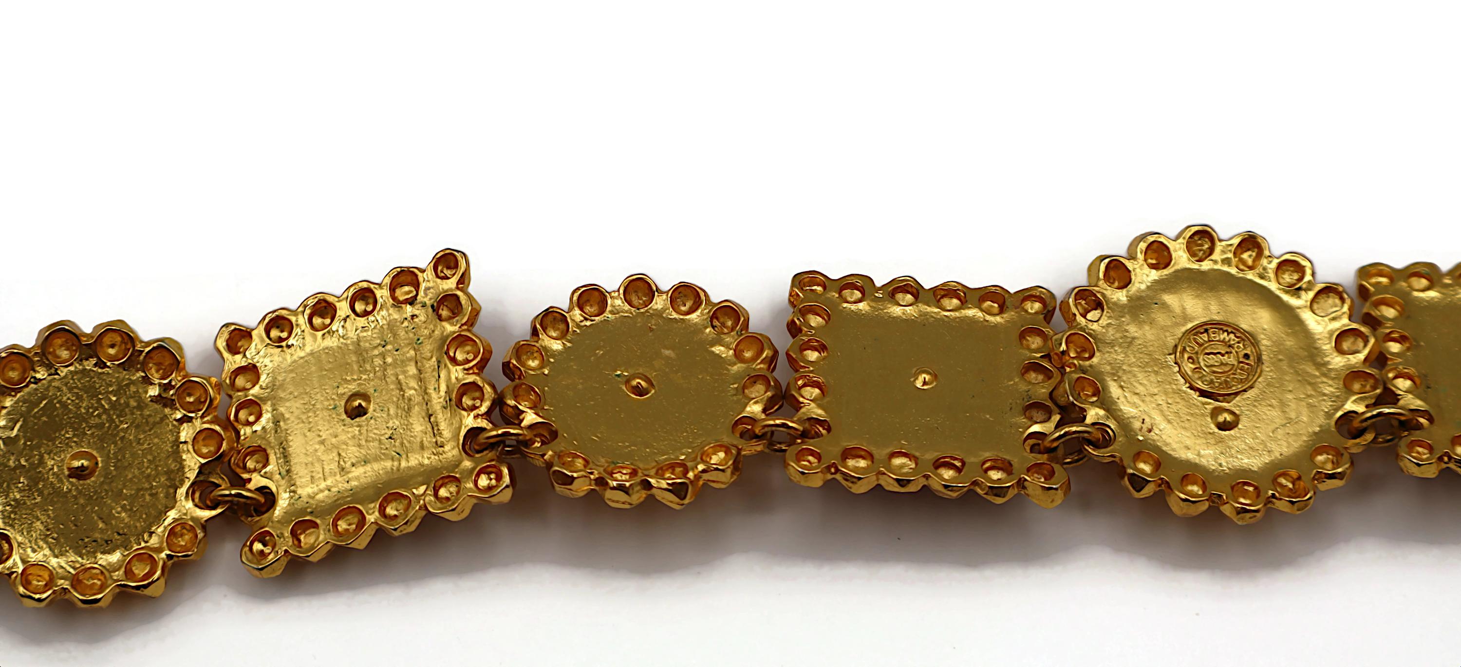 EDOUARD RAMBAUD Collana vintage con cabochon in resina e tonalità oro in vendita 12