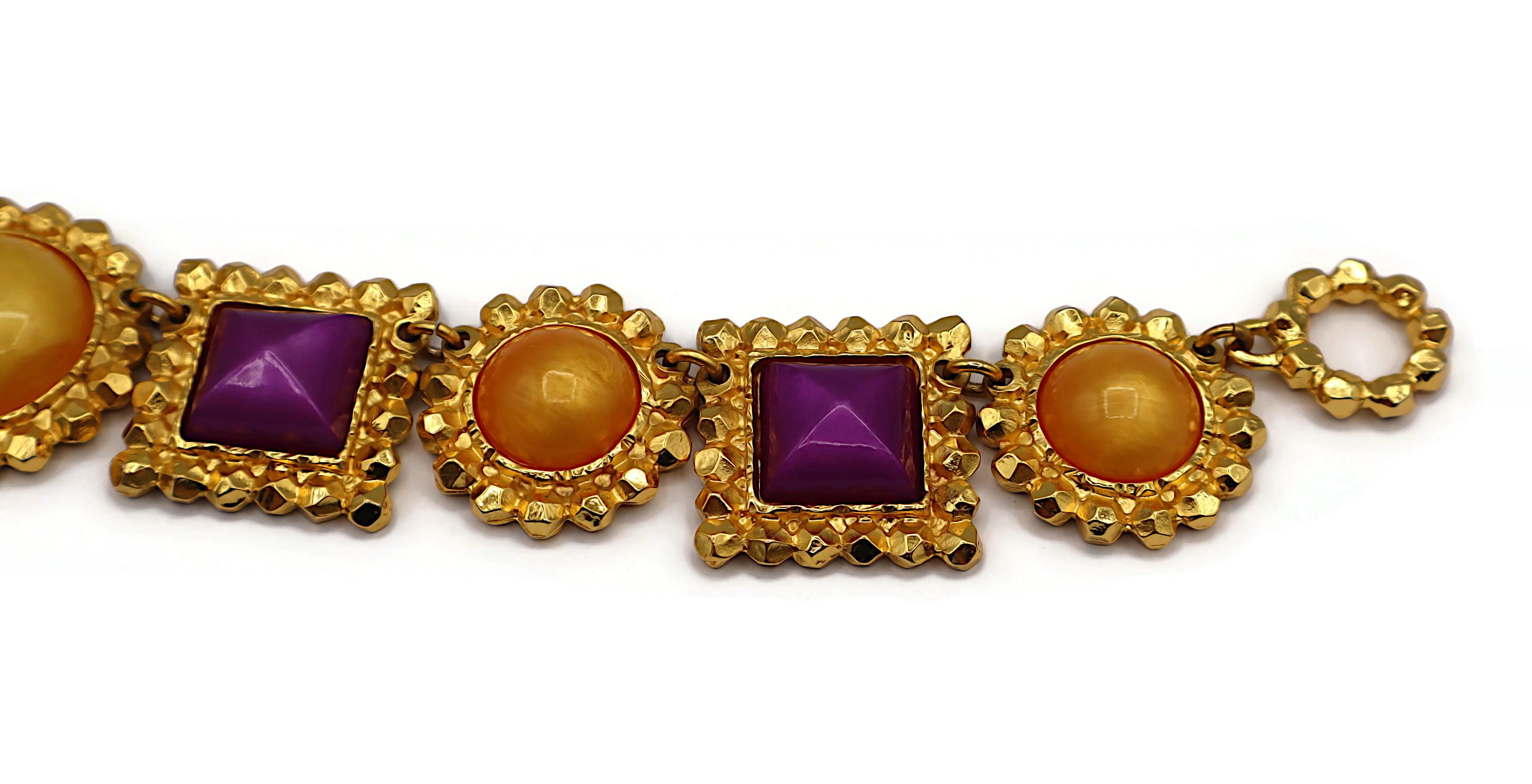 EDOUARD RAMBAUD Collana vintage con cabochon in resina e tonalità oro in vendita 4