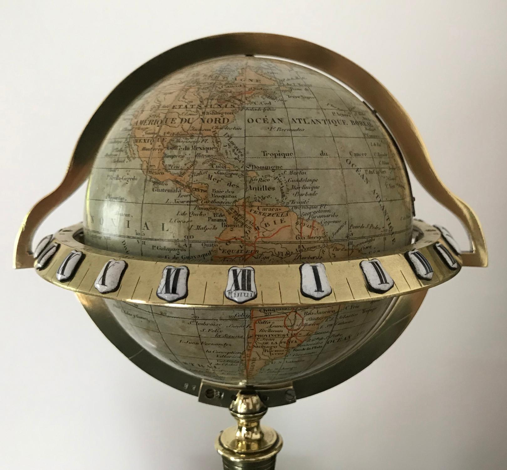 Pendule Globe terrestre rotatif à phase lunaire en marbre noir Edouard Serin:: Paris:: vers 1880 en vente 3