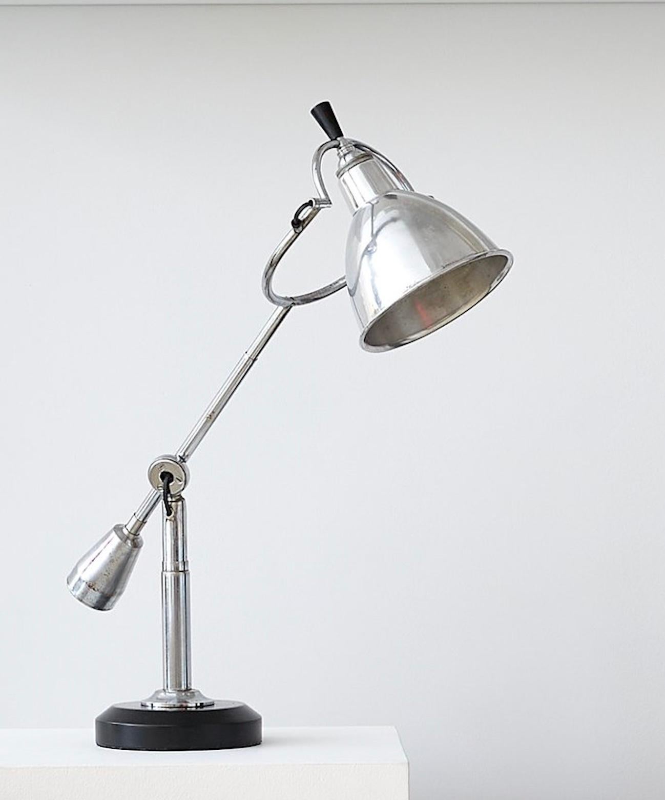 Mid-Century Modern Lampe de table articulée Édouard-Wilfred Bouquet, modèle EB 28, c. 1927 en vente