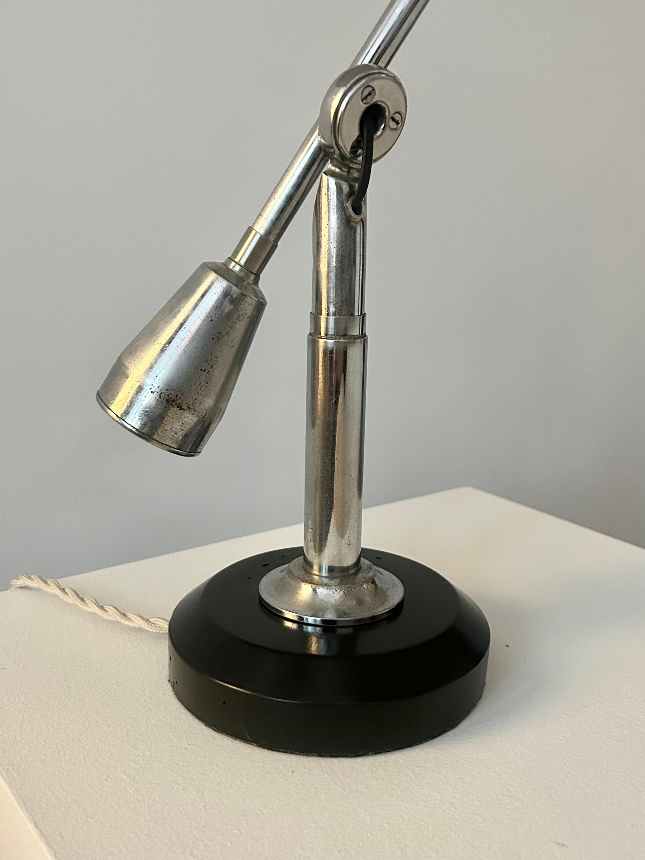 Lampe de table articulée Édouard-Wilfred Bouquet, modèle EB 28, c. 1927 Bon état - En vente à Brooklyn, NY