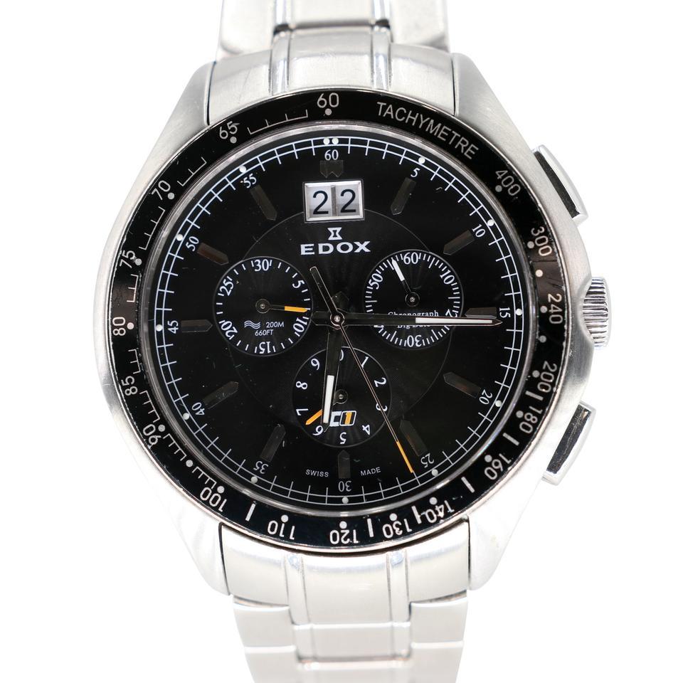 The Edox C1 Chronograph Big Date 10026 3CA NIN watch is a Swiss-made men's watch with the reference number 100263CANIN. Manufactured by well-known luxury watchmaker EDOX. This EDOX model has a quartz movement with a Ronda 5040. B base calibre. The