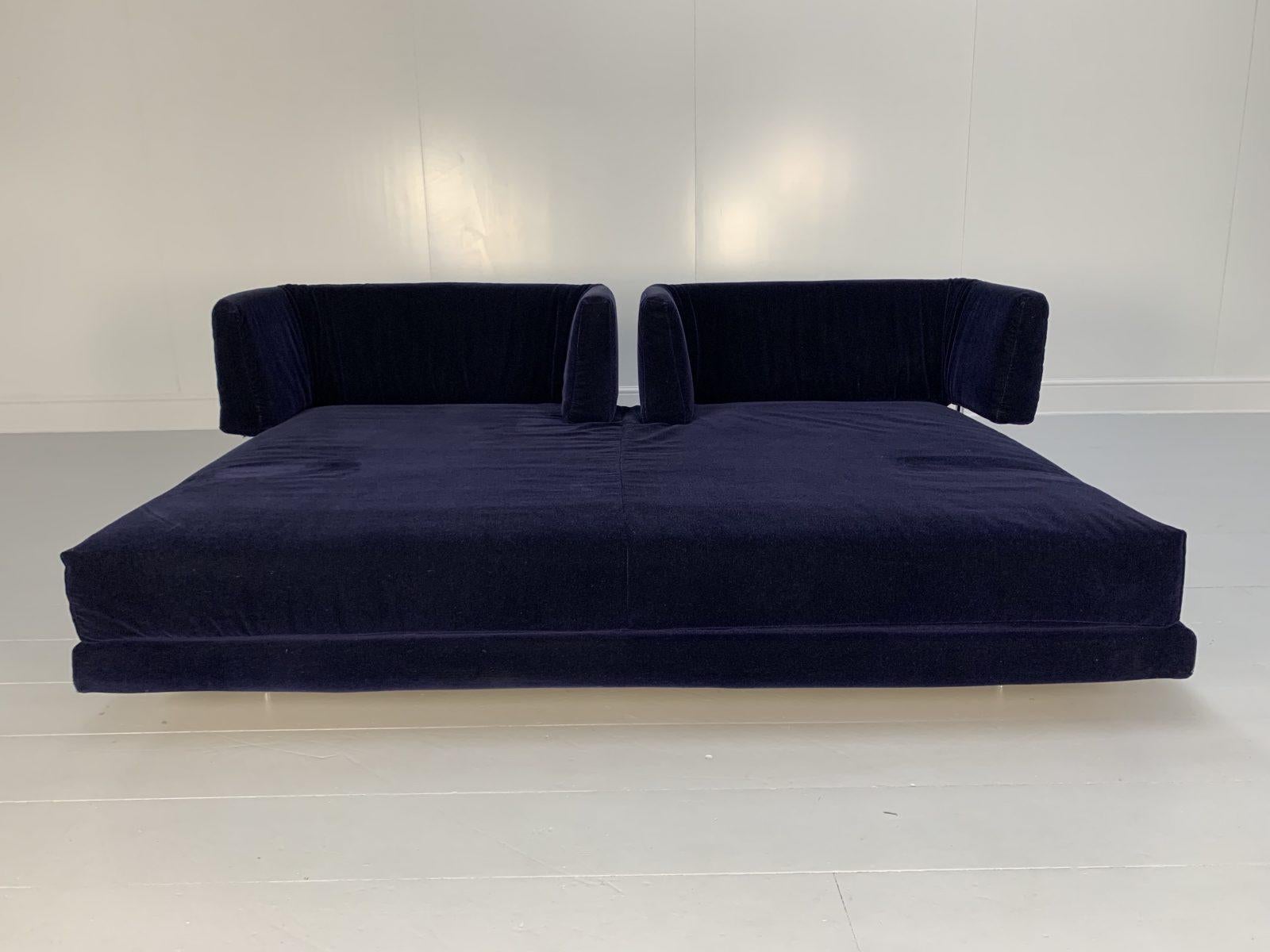 This is an exceptionally-rare example of the iconic “L’Homme Et La Femme” Daybed Sofa, from the world renown Italian furniture house of Edra.

In a world of temporary pleasures, Edra create beautiful furniture that remains a joy forever.

With