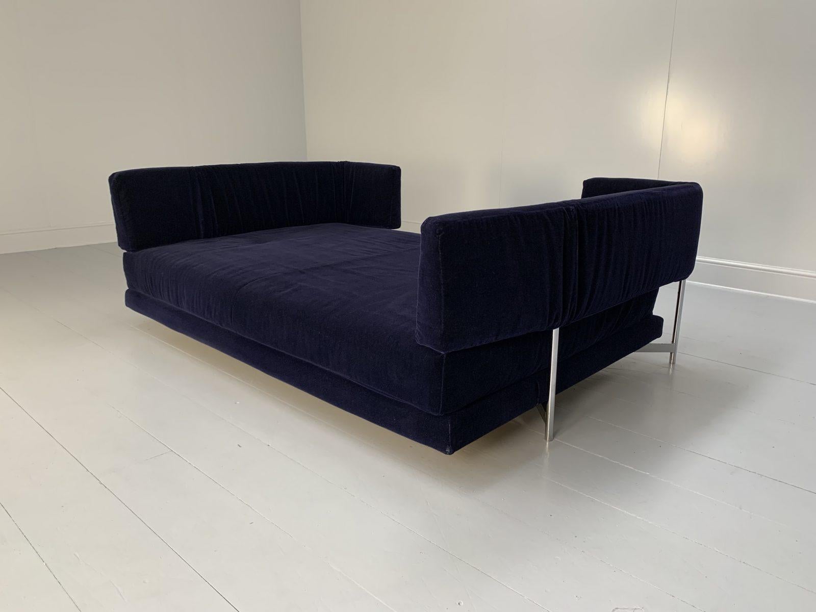 Edra “L’Homme Et La Femme” Daybed Sofa in Navy Blue Mohair Velvet For Sale 1