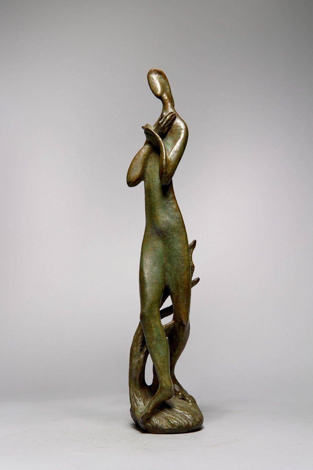 Equinozio di Vernale, Figura di donna in bronzo del XX secolo, artista della Scuola di Cleveland