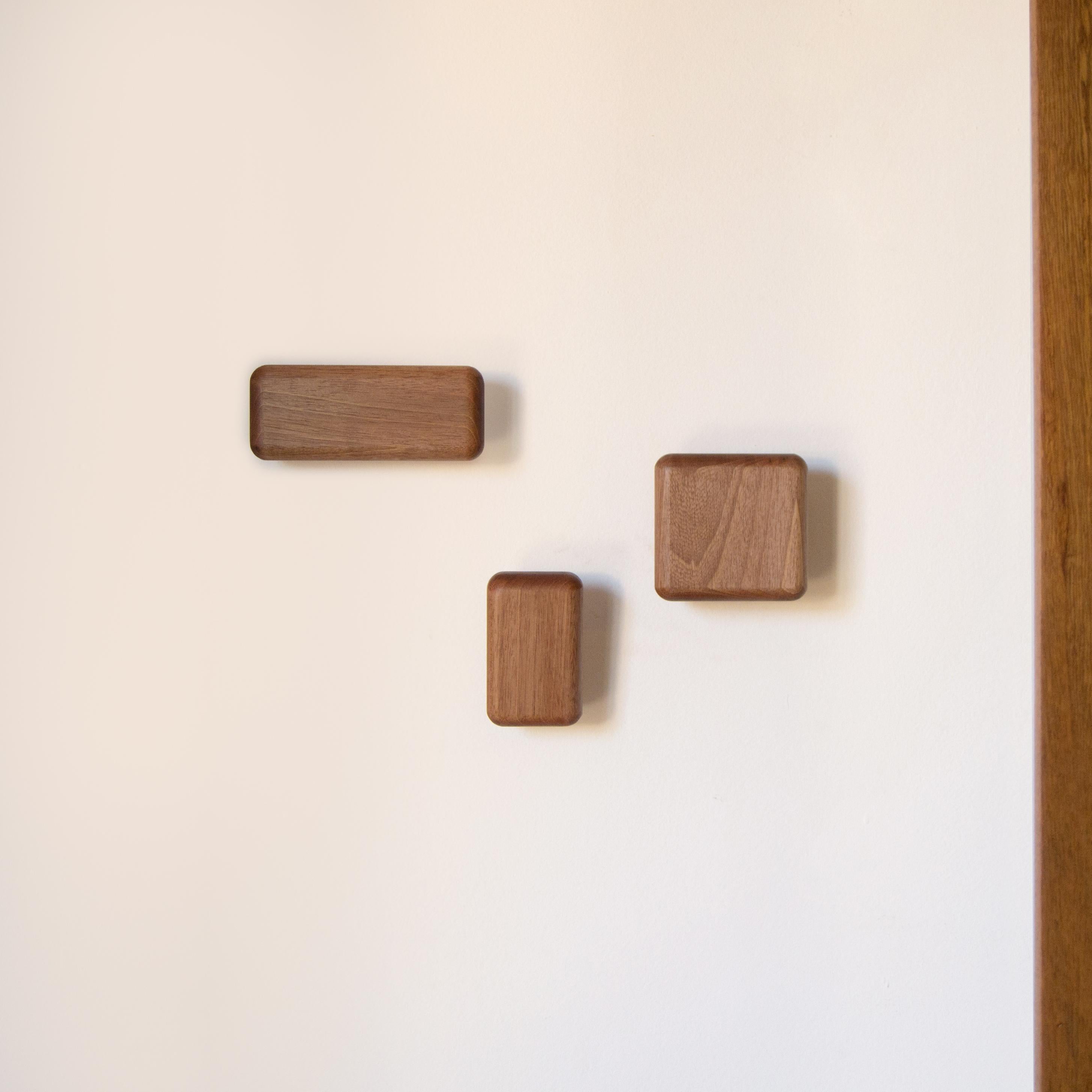 Edros Wall Hanger 03 pieces — Handmade Solid Wood Contemporary Brazilian Design In New Condition For Sale In Curitiba, PR
