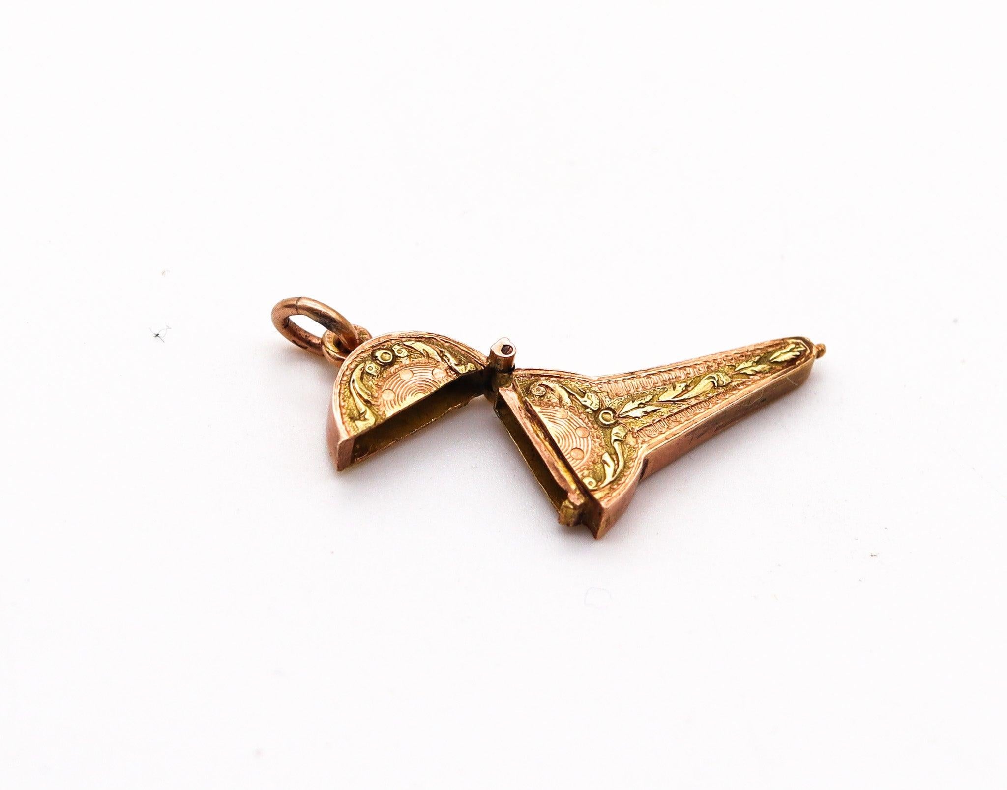 Edoardiano EDUARD TURK 1900 Austria Edwardian Miniature Etoile Box Charm In 18Kt Gold in vendita