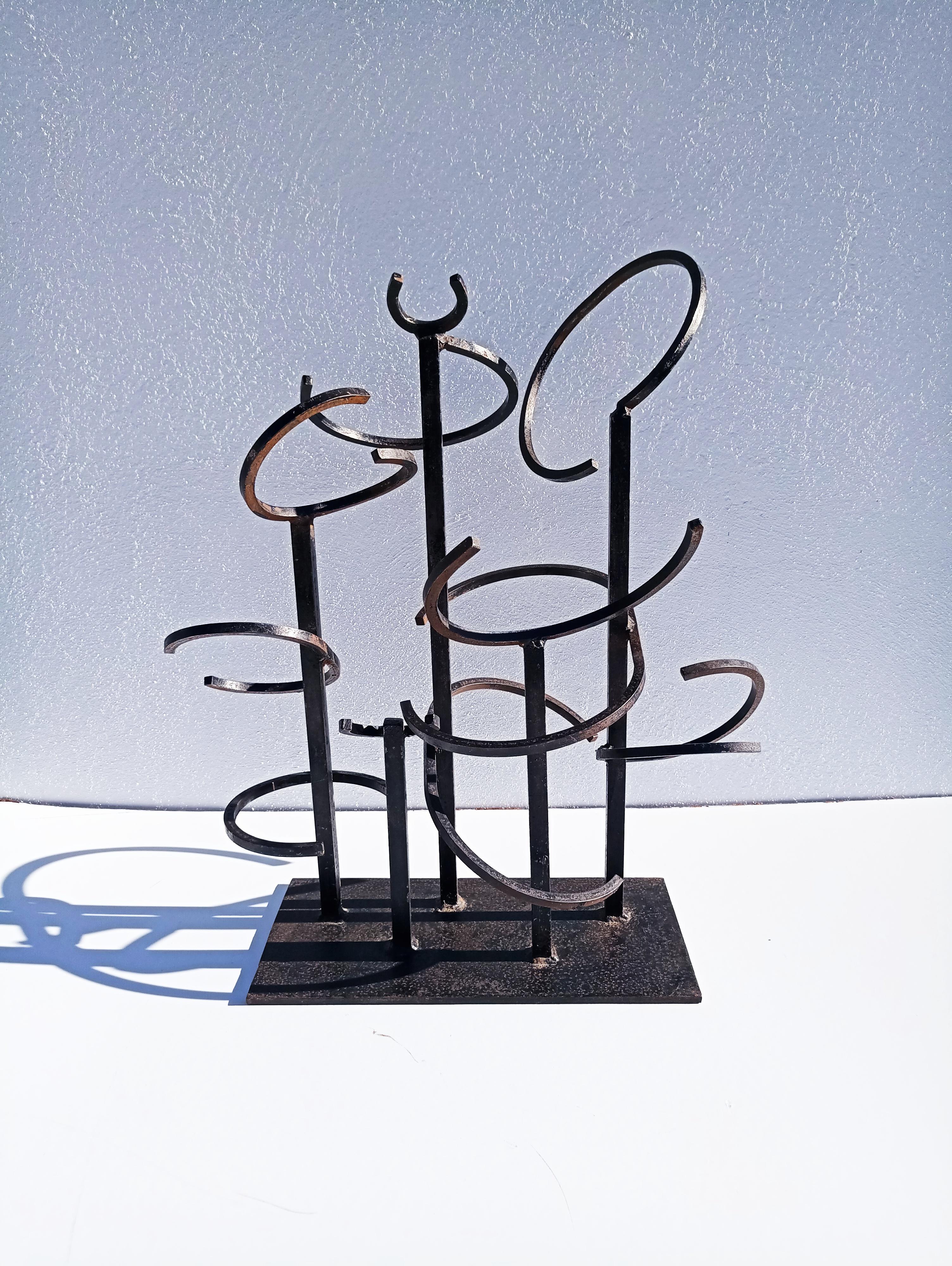 20th Century Eduardo Chillida Style Iron Sculpture, 1960s For Sale
