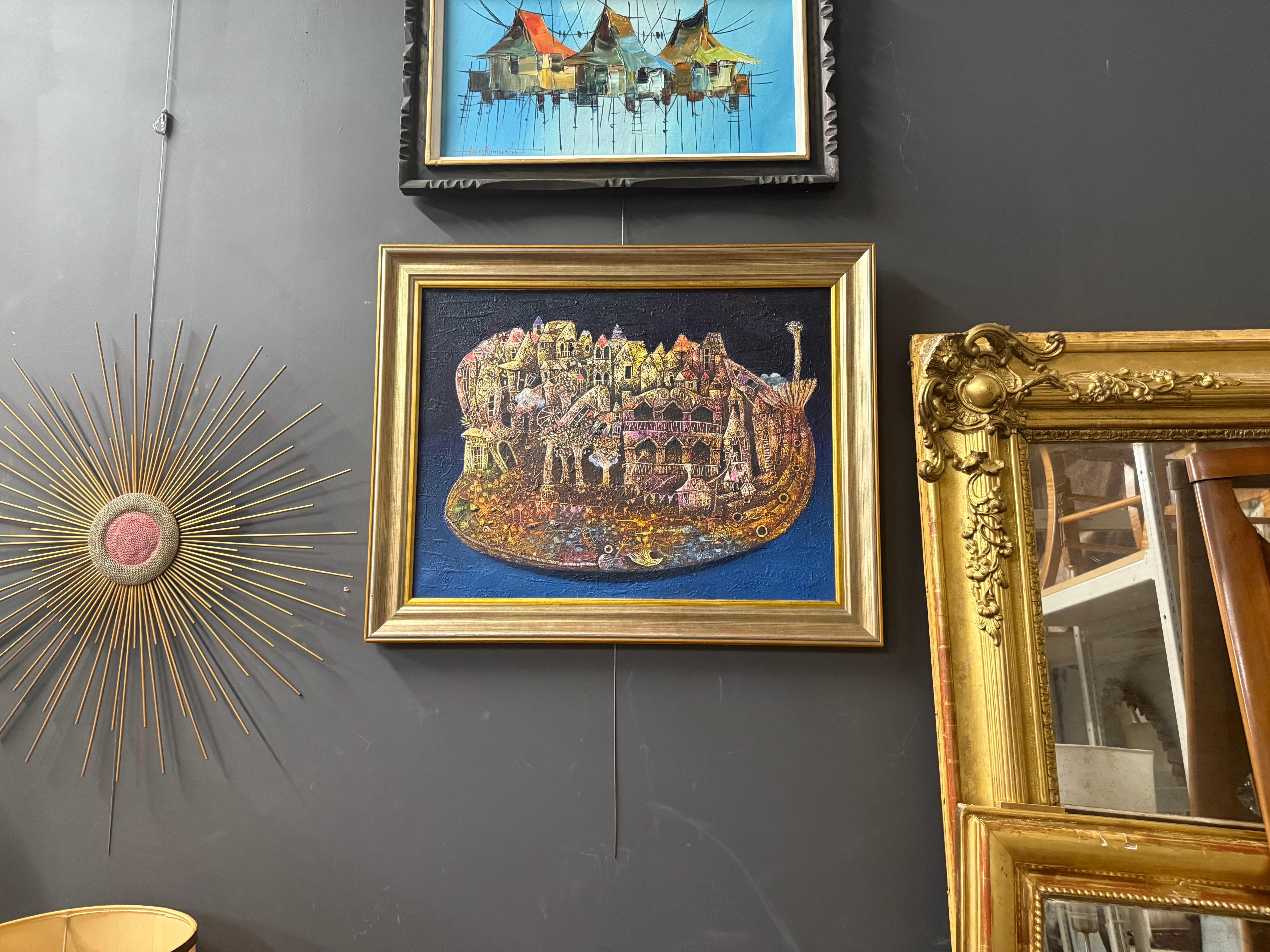 Dieses Gemälde scheint in einem phantastischen Surrealismus oder skurrilen Phantasiestil zu sein. Das Kunstwerk zeigt eine fantasievolle, traumhafte Stadtlandschaft mit komplizierten architektonischen Details, organischen Formen und einem Sinn für