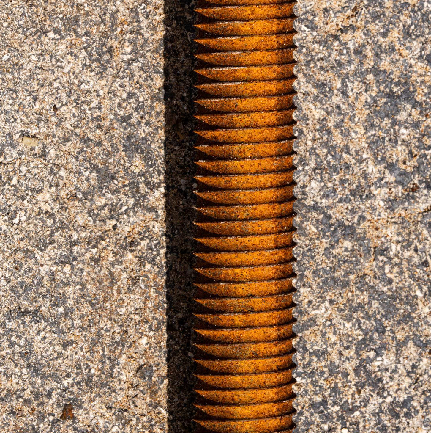 Arranha-céu. De la série Trama - Abstrait Photograph par Eduardo Rezende